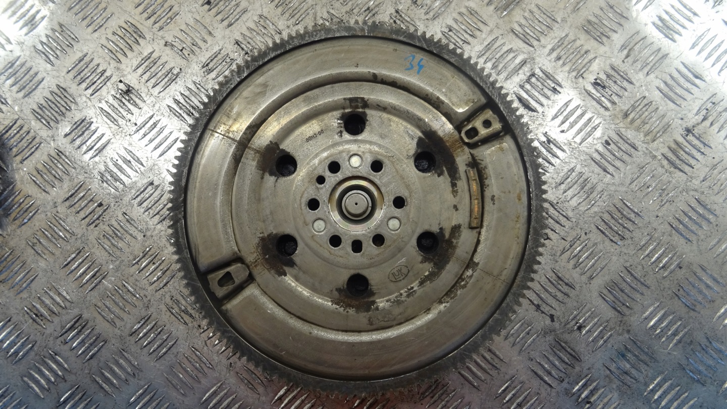 clutch DWUMAS BMW 3 F30 761432701 nr34