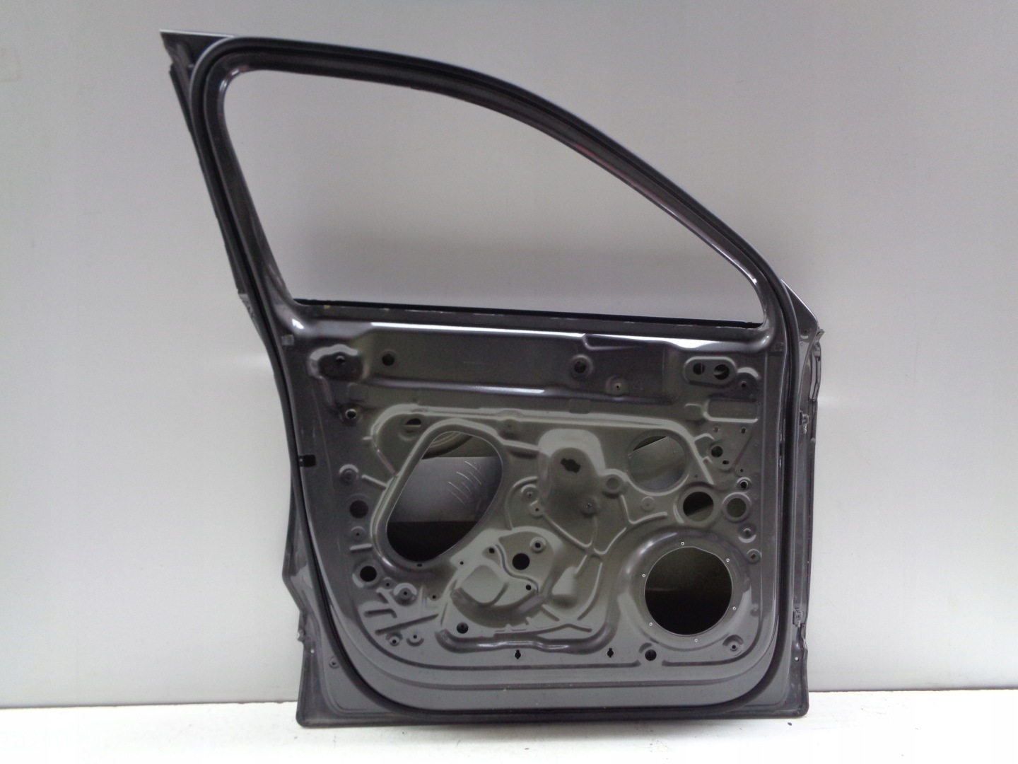 door left front VW TOUAREG III 760 18- NR 50286