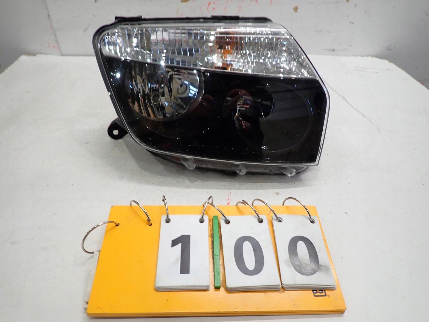 light front front right DACIA DUSTER and 2010-2014 260101891