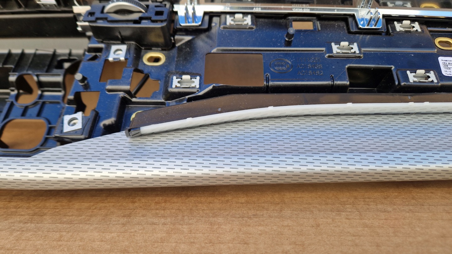 DEKOR consolle LED 4M8820902F AUDI Q7 Q8 IDEAL Originale