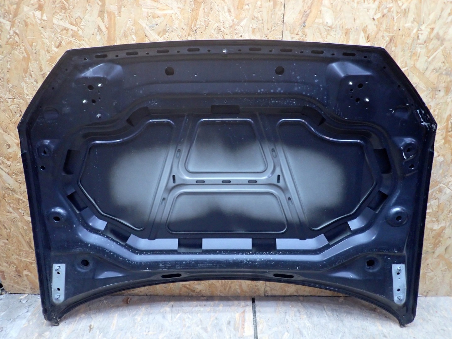 CAPOT AUDI Q2 81A GAB 2016- 81A823029