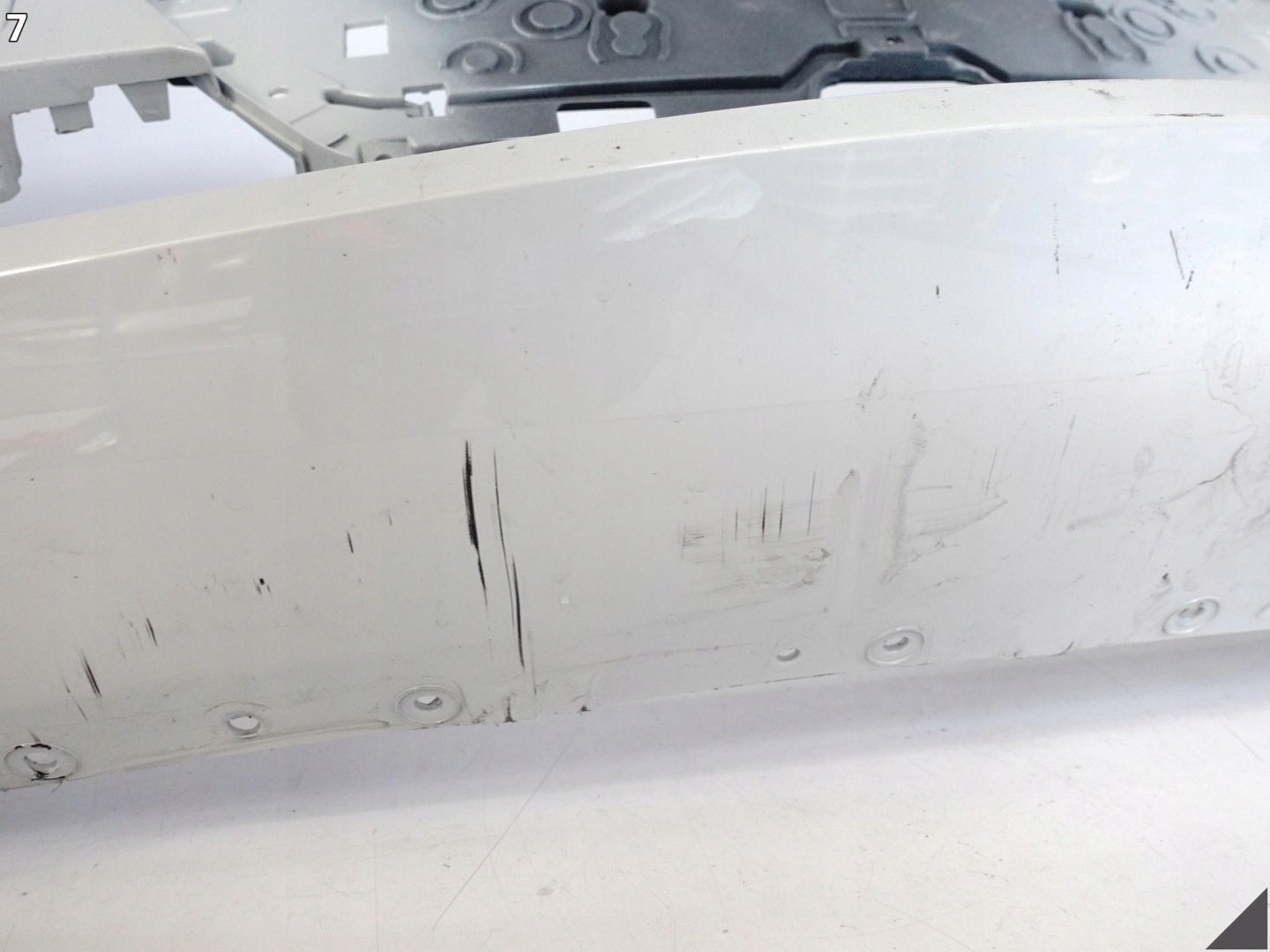 BMW IX I20 M60 21- m-packet MSP bumper BUMPER front (PDC) B.LADNY 7933621