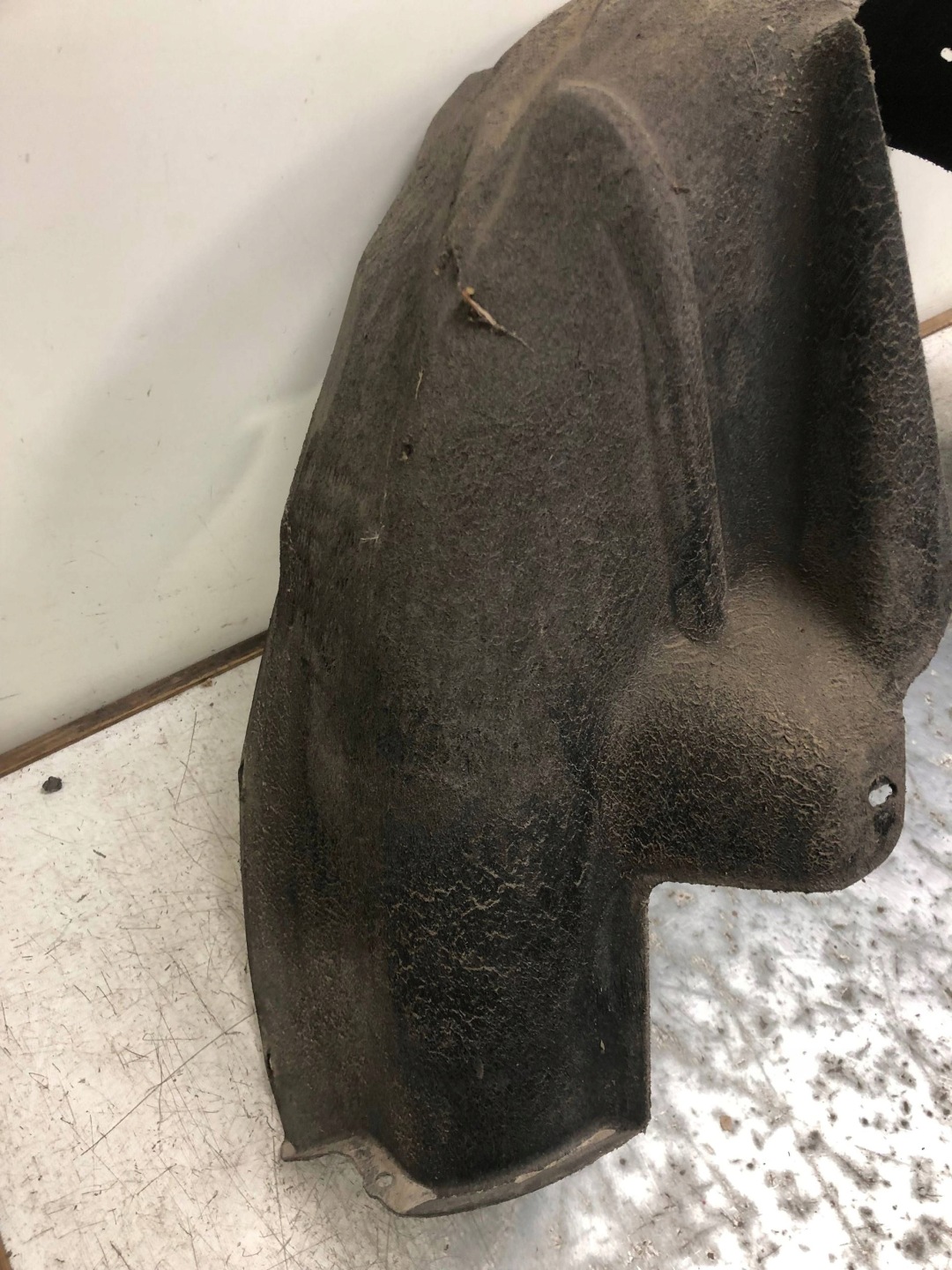 mudguard left rear part VW PASSAT B8 KOMBI 3G0810971F