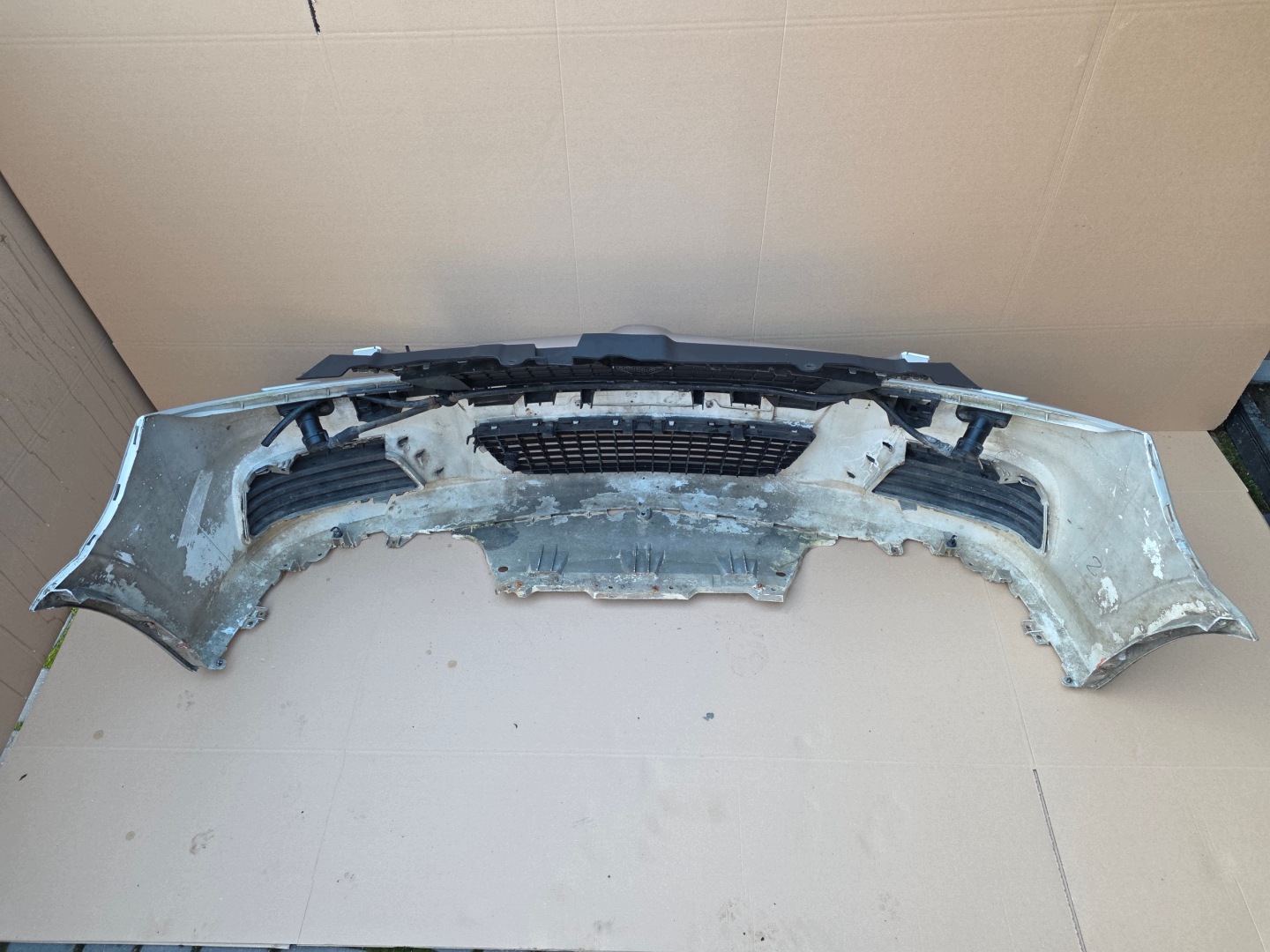 OPEL VECTRA C SIGNUM LIFT XENON front bumper front washers grille