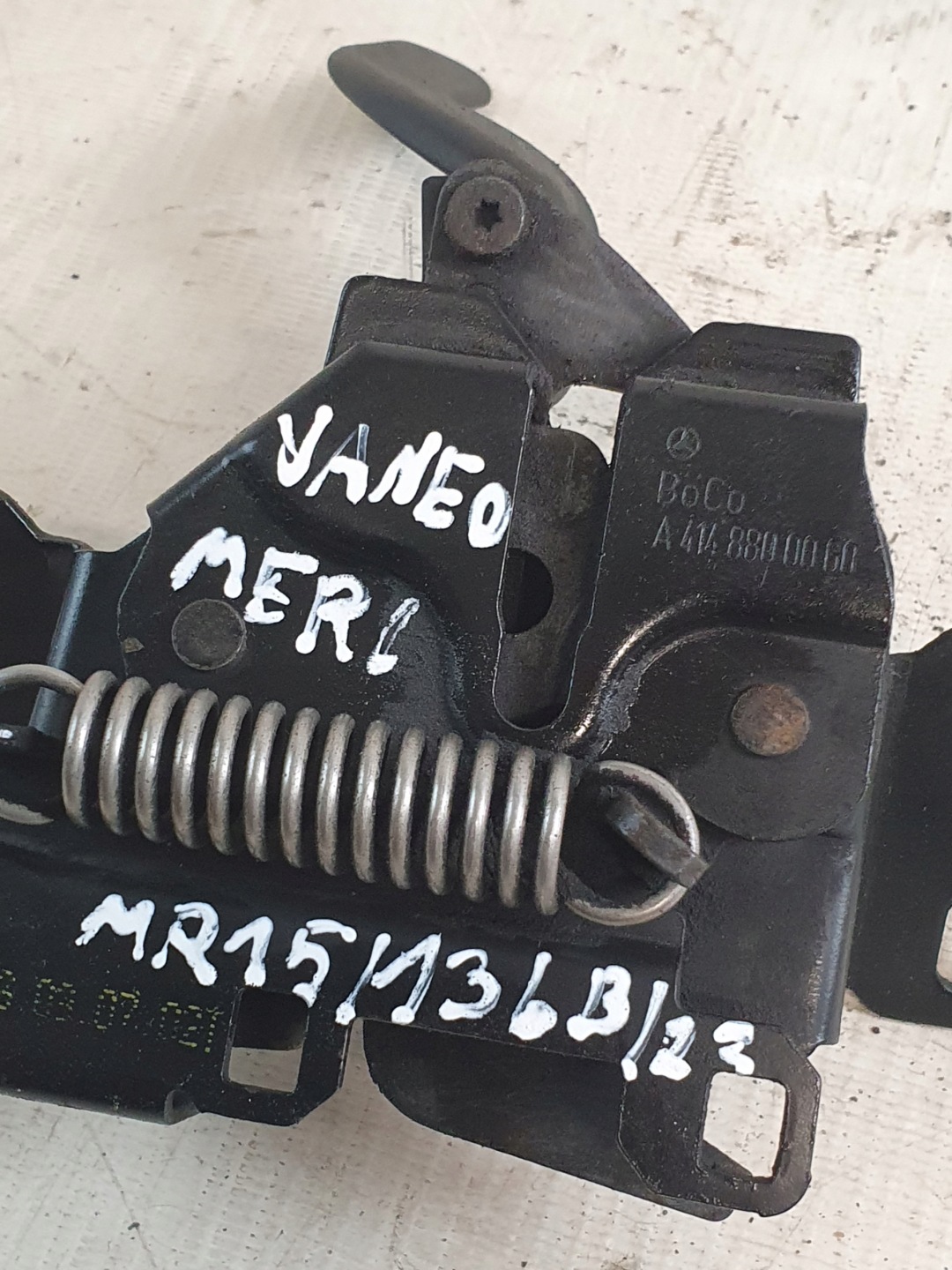 bonnet latch lock MERCEDES VANEO W414 01-05r.
