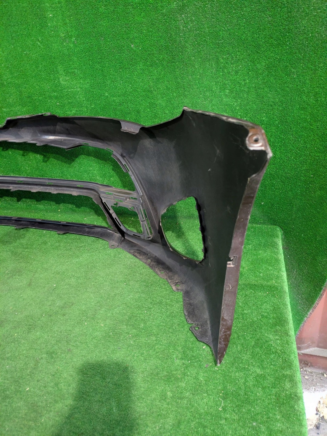 front bumper front TOYOTA AVENSIS T27 LIFT 15