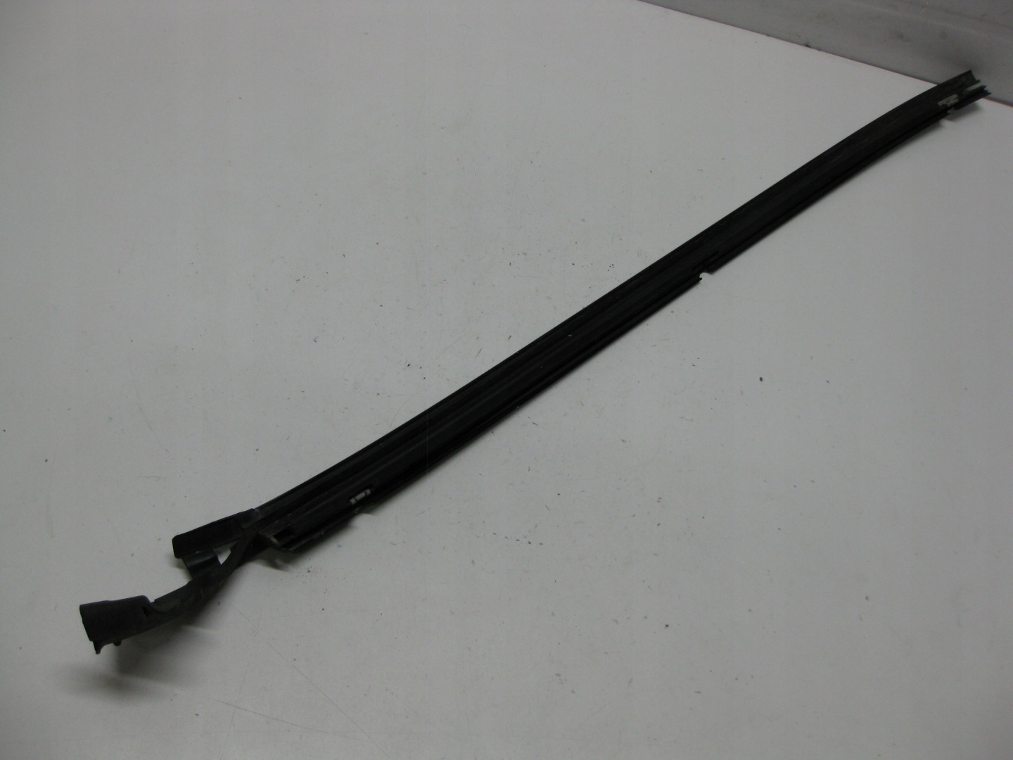 MERCEDES W220 moulding windows CZOLOWEJ right front A2206982698