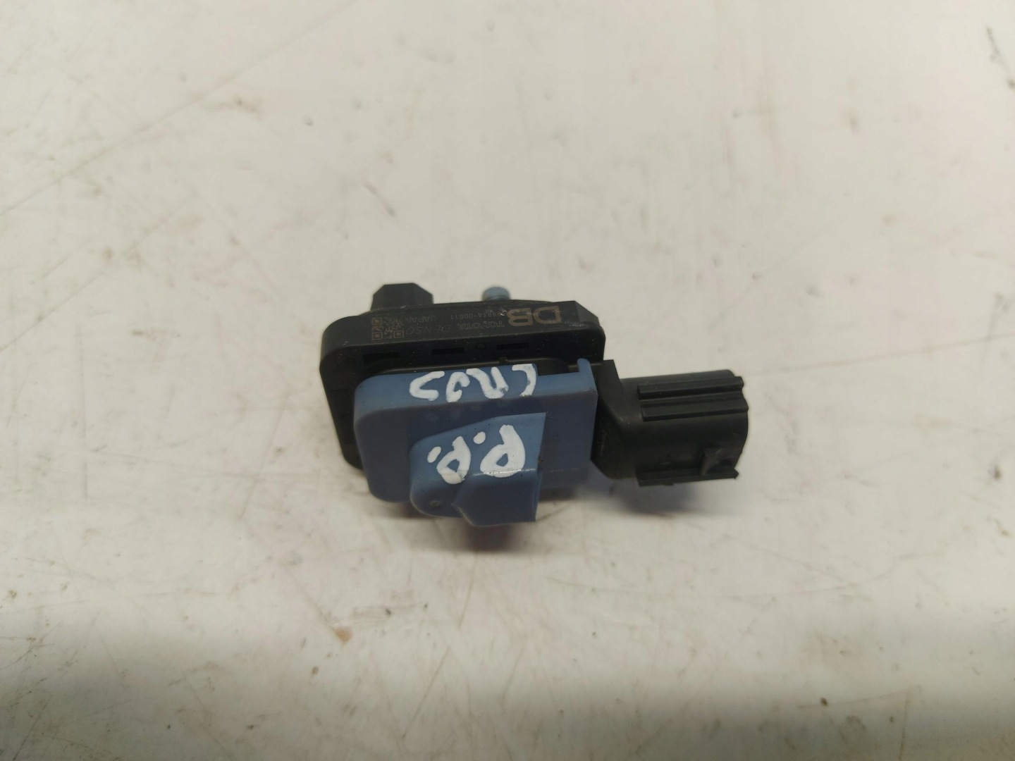 Toyota Yaris CROSS impact sensor right front 8983A-0D011