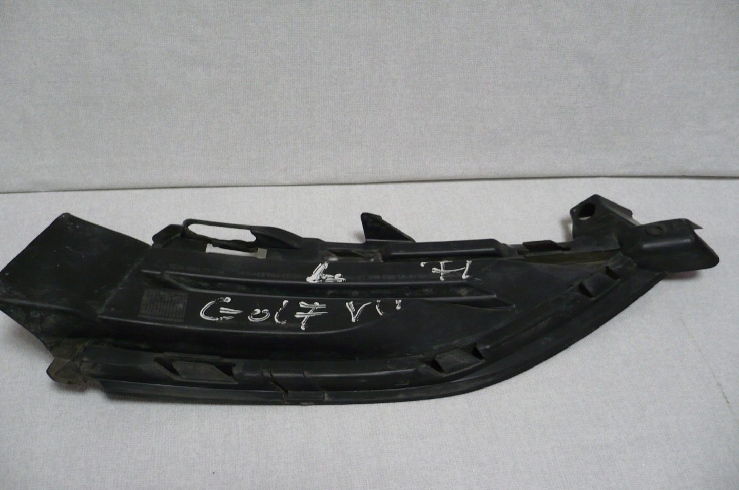 VW GOLF VII 7 LIFT 2016-20 grid of a bumper left front