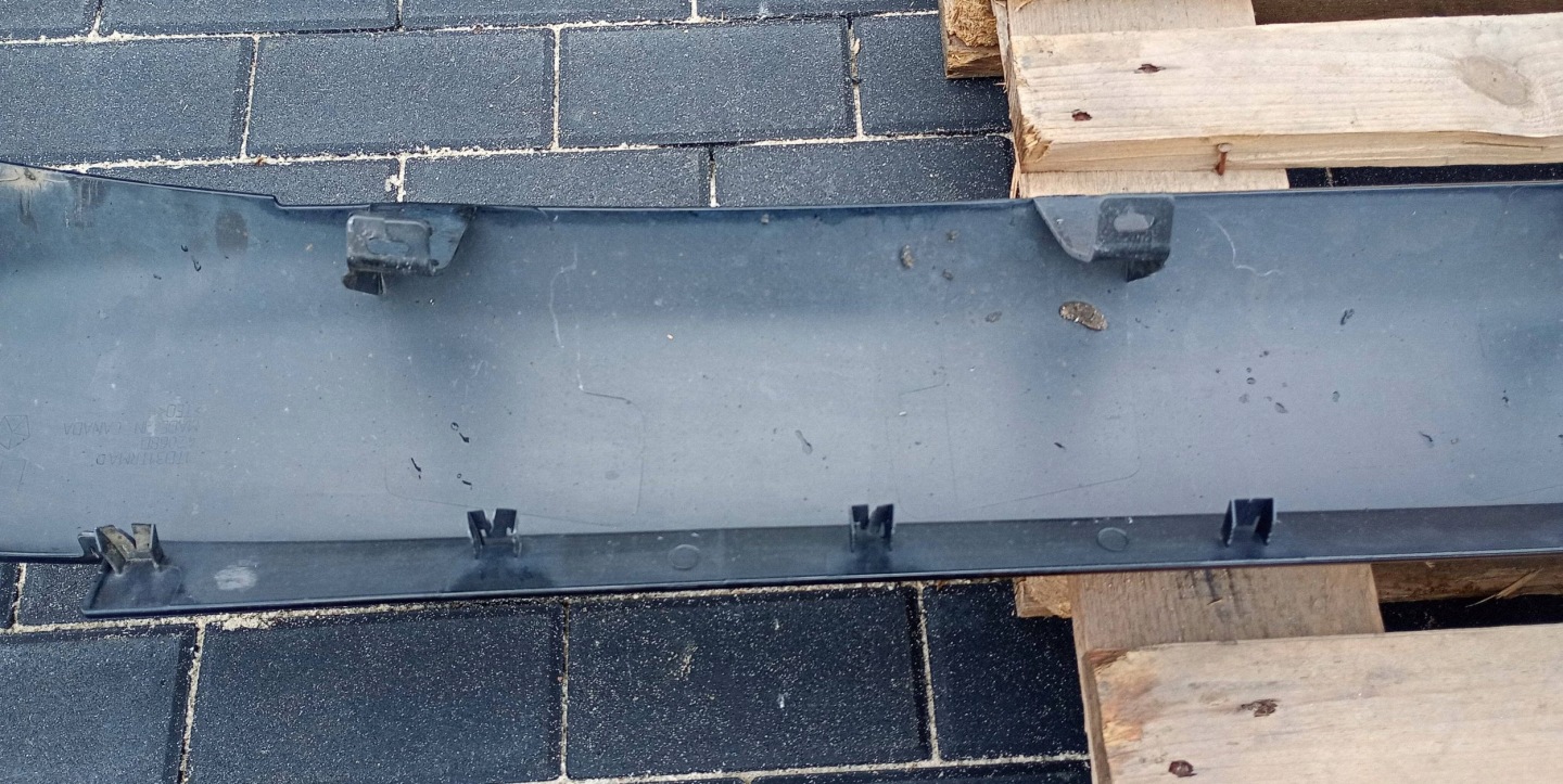 seuil couverture moulage seuil gauche Dodge Durango 2018