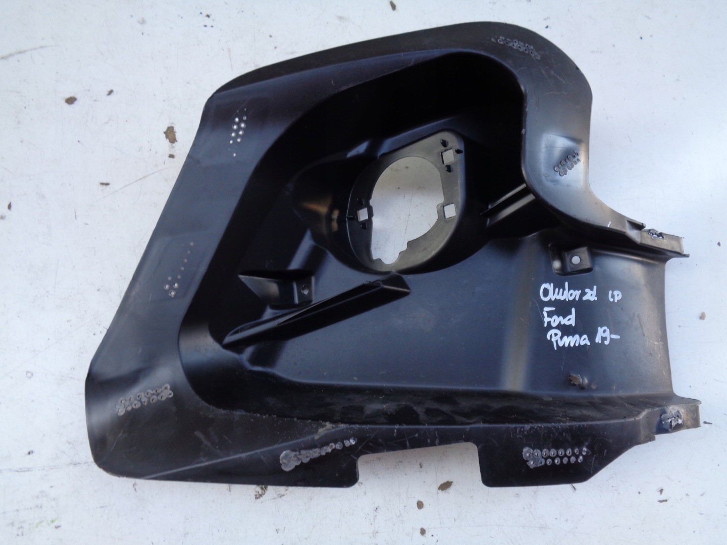 SUPPORT OKULAR PARE CHOC GAUCHE AVANT FORD PUMA 19