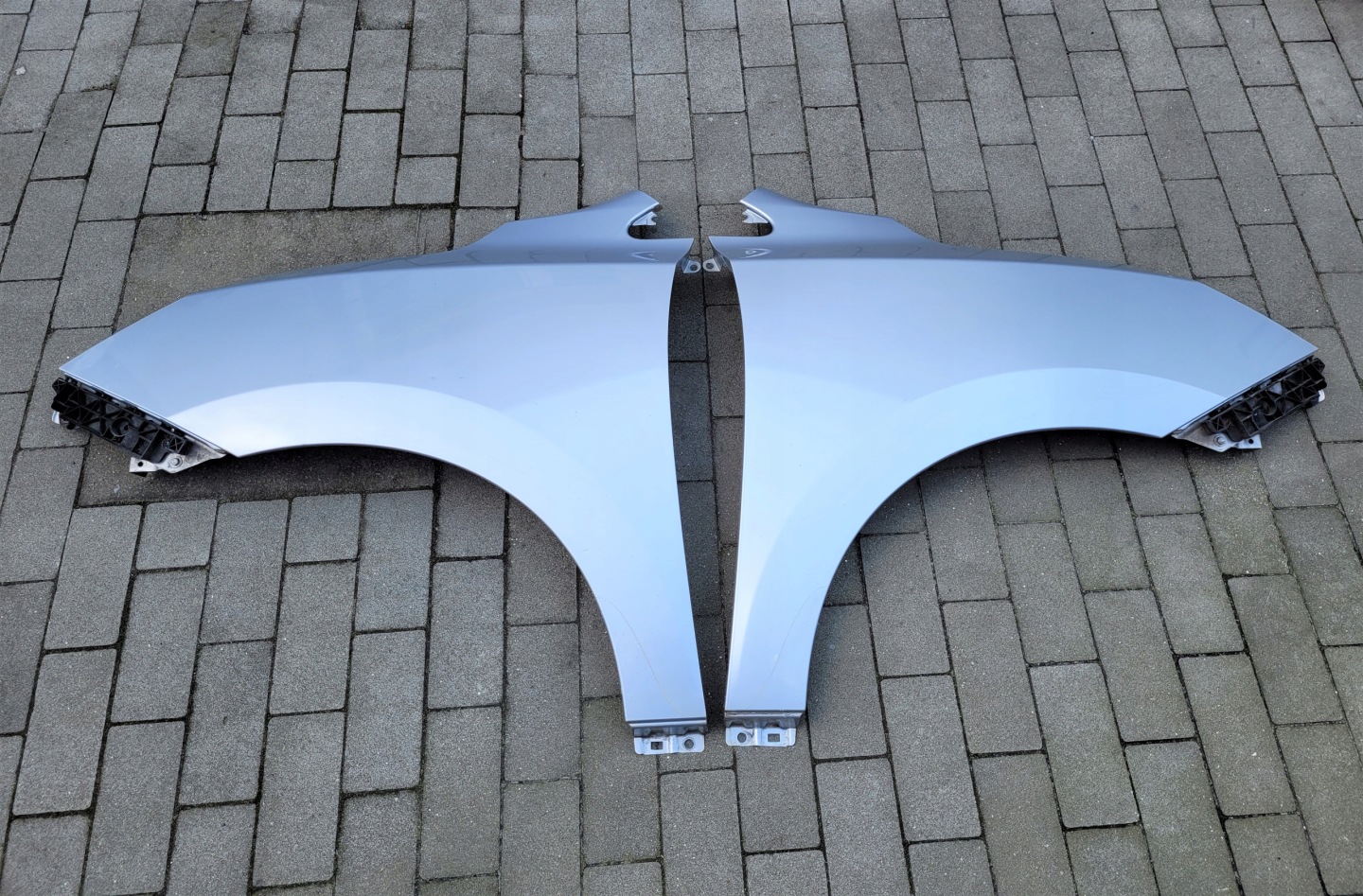 fender front front right HYUNDAI IX35 9S