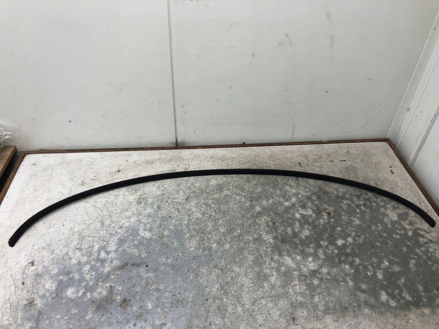 Moulage CHROM du capot MINI R55