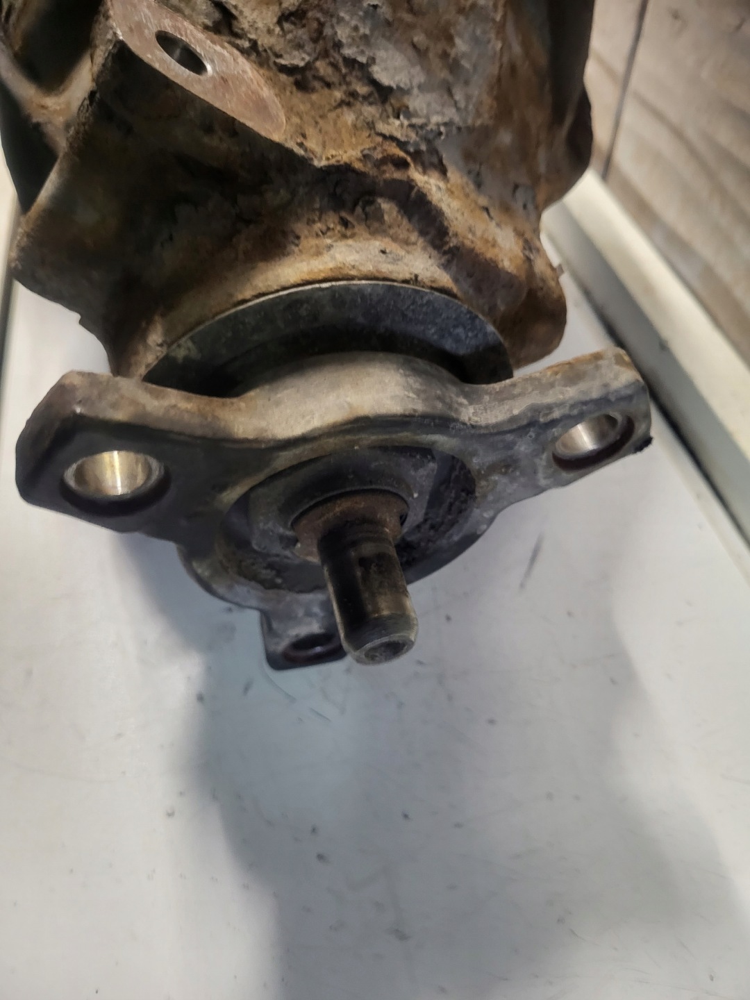diff differential rear part MERCEDES W203 2.2 CDI AUTOMAT