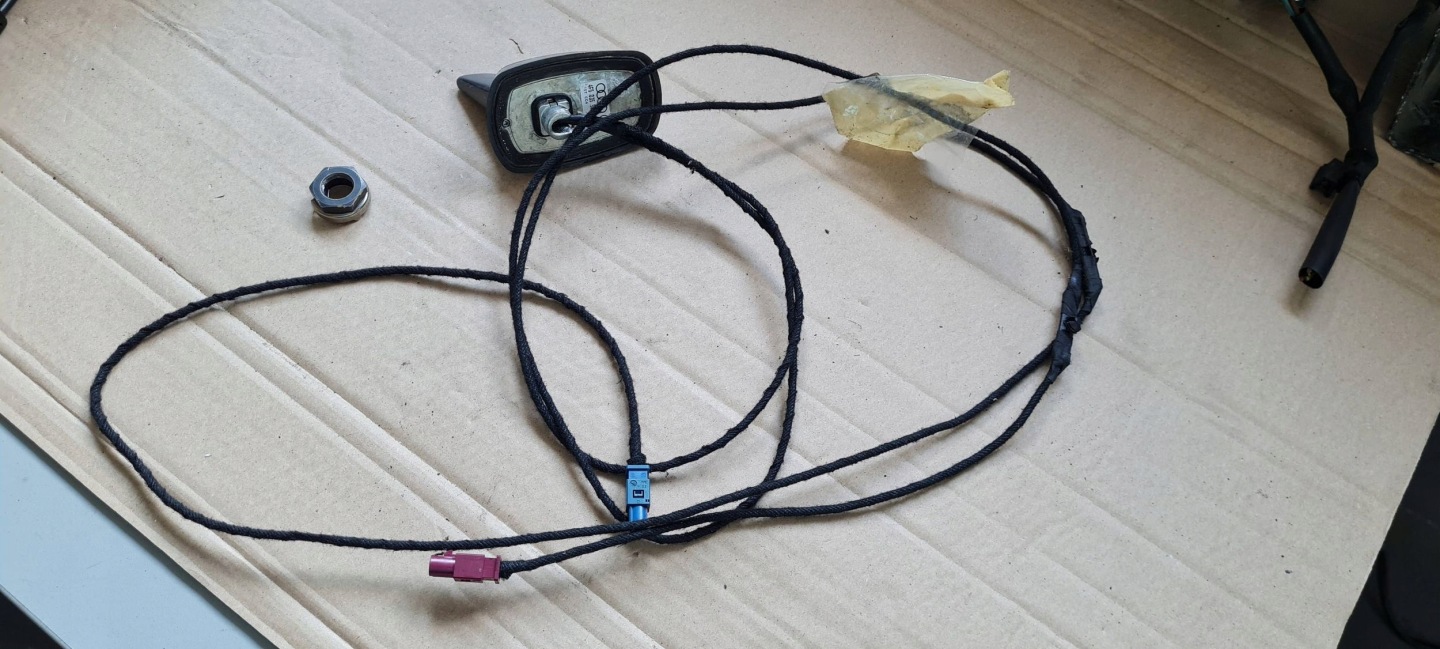 A6 C6 LIFT ANDENA dach RADIA LZ7S 4F5035503M