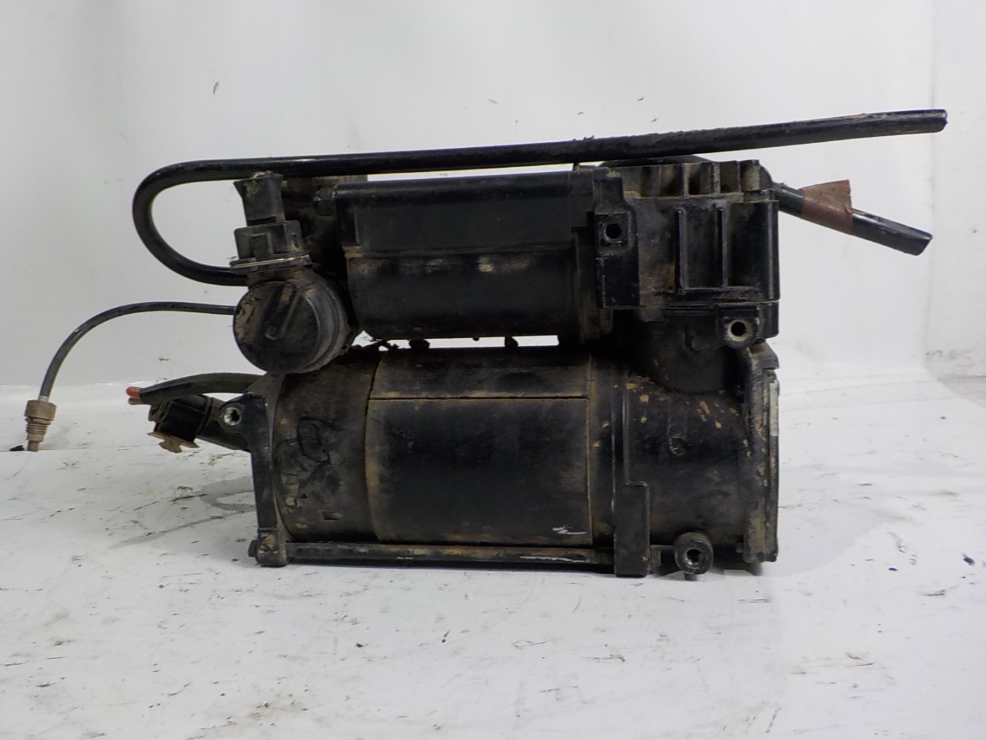 LAND ROVER DISCOVERY II compressor; pump springing 415403401 RQG10041