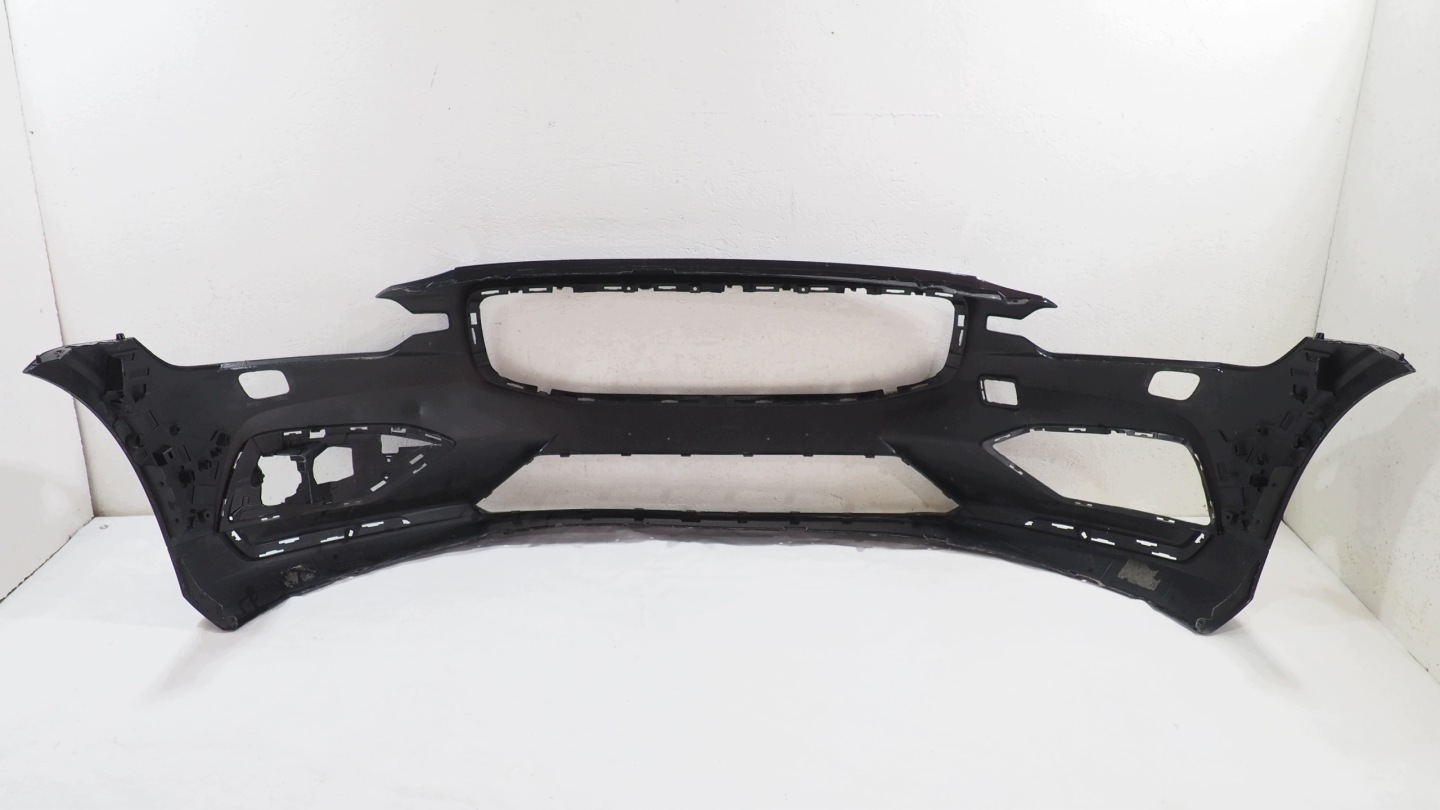 Volvo V60 II S60 III bumper front front 31690589