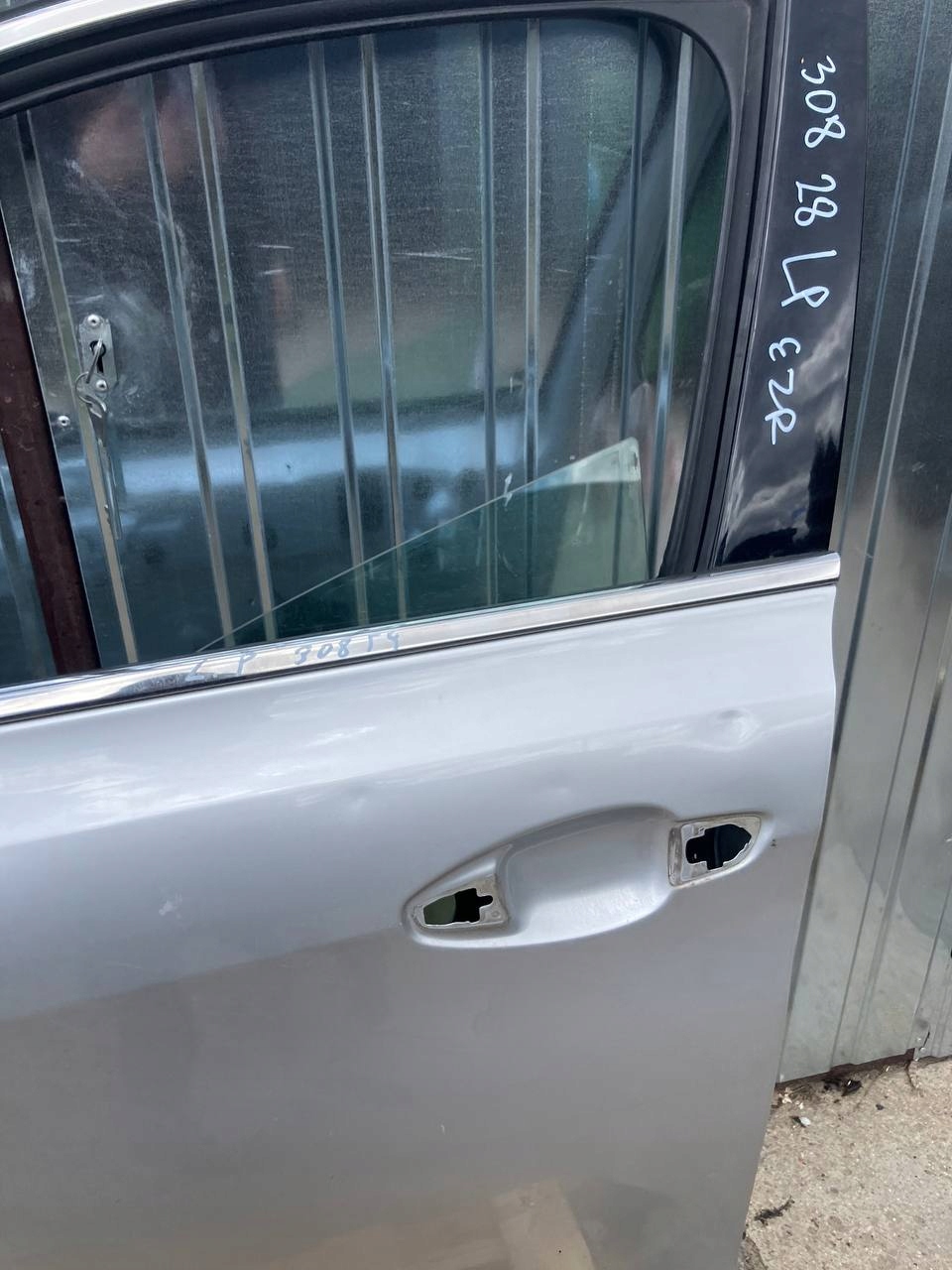 door left front PEUGEOT 308 T9 EZR EZRC