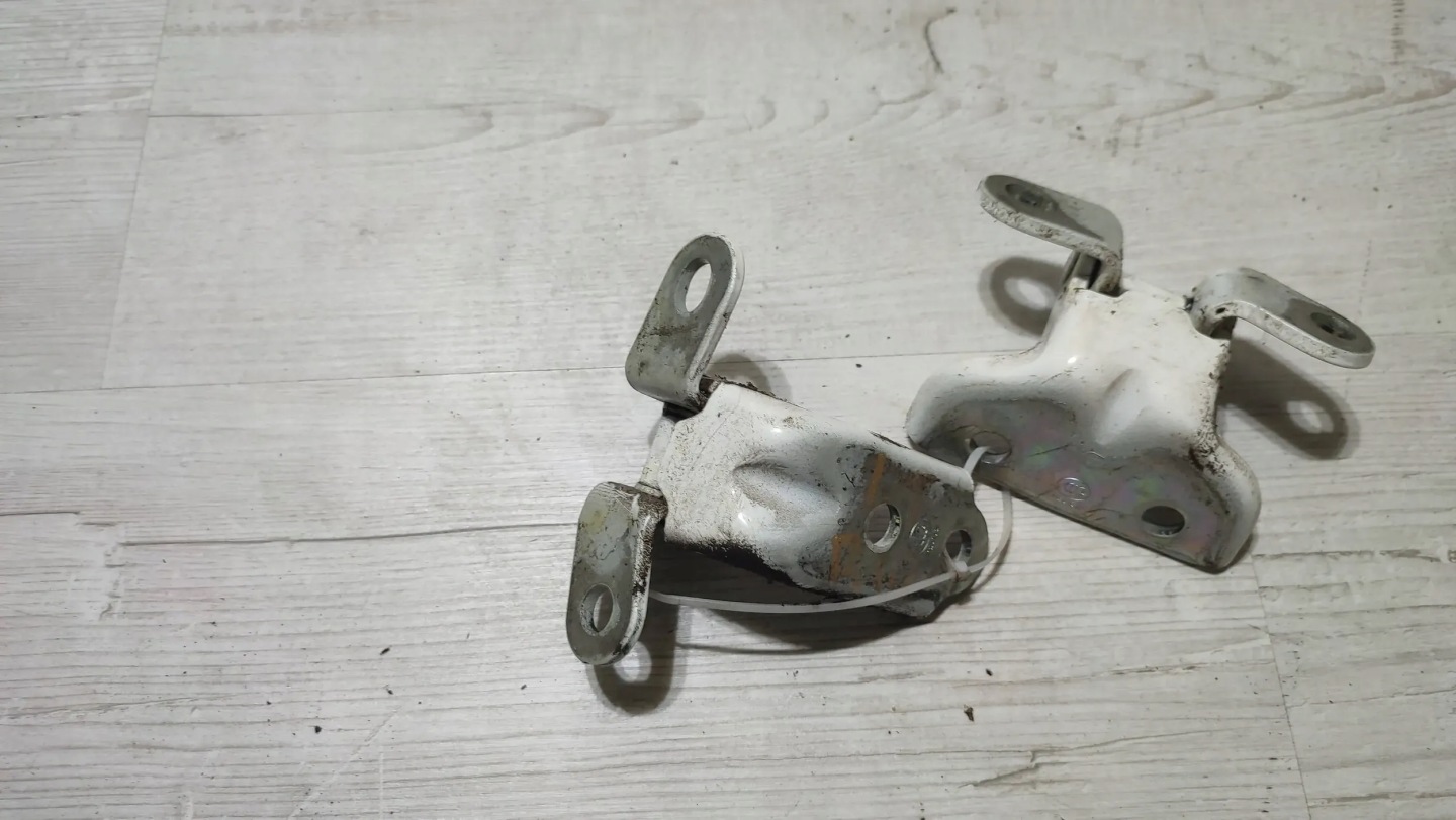 KIA Rio IV 18r rear part side left hinges door