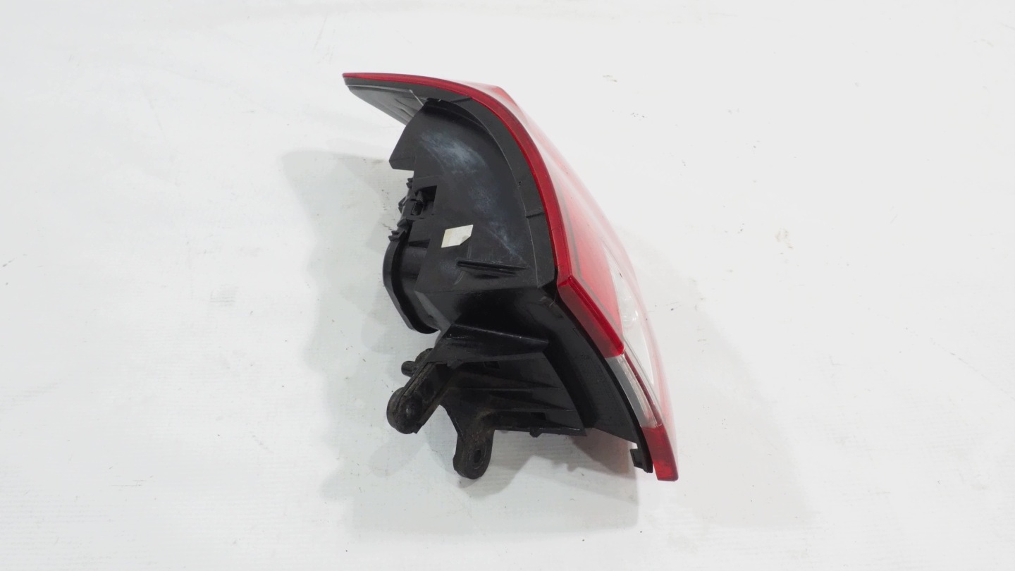 Renault Clio IV HB light right rear part 265509846R