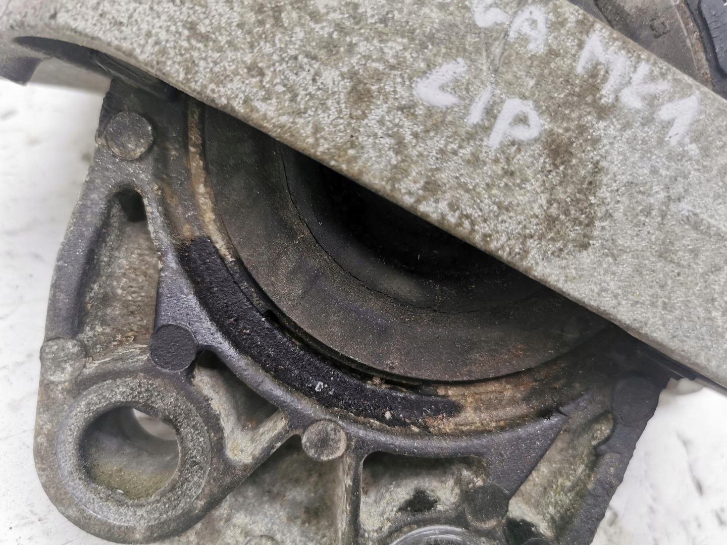 engine mount FORD KUGA MK2 2.0 TDCI 140KM