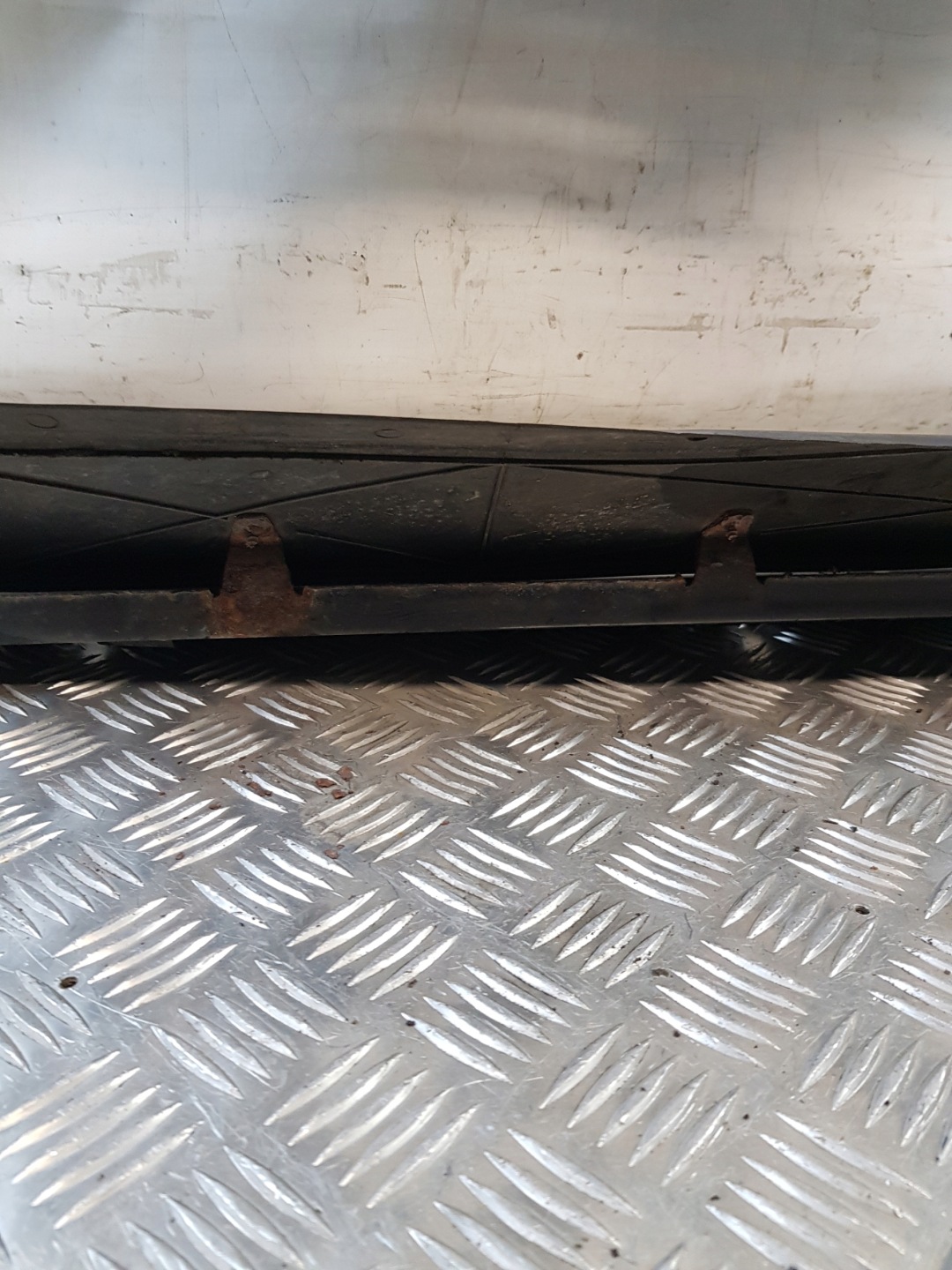 support panel for radiators pillar iron + bonnet latch lock SEAT TOLEDO II 1.8B 00R