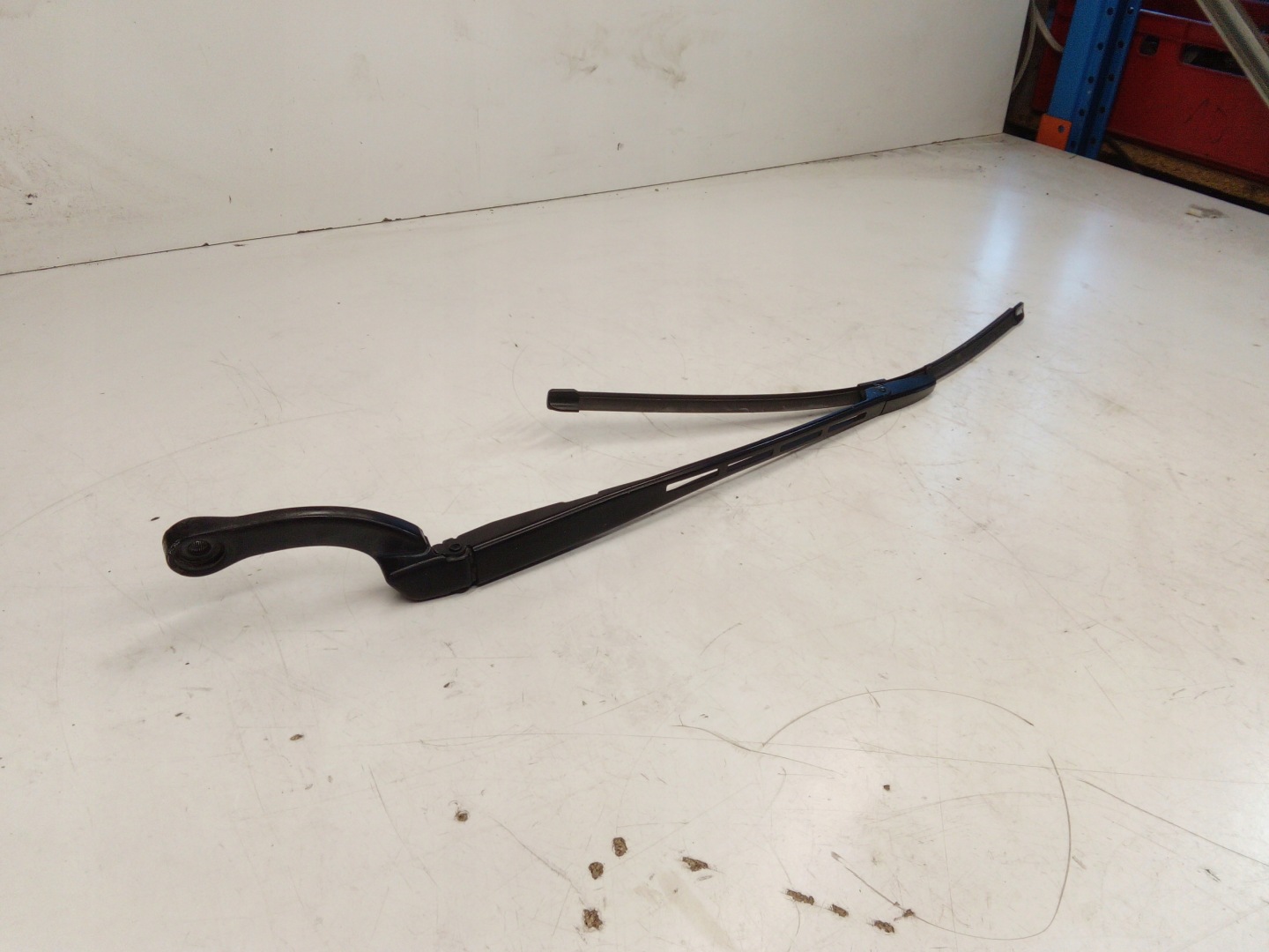 wiper arm left AUDI A4 B6 B7 8E1955407C