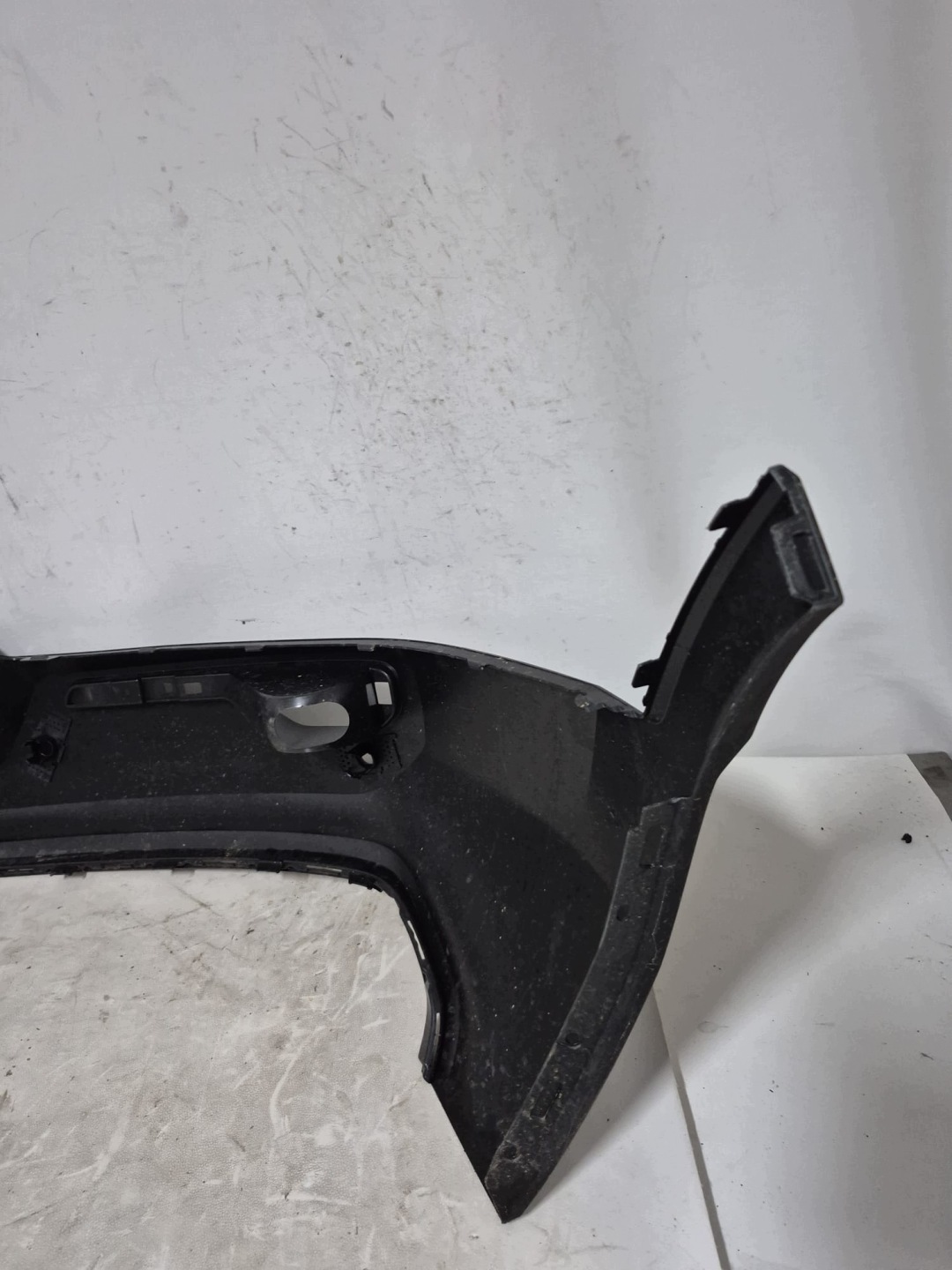 VOLVO XC40 17- bumper rear part rear PDC 31449333