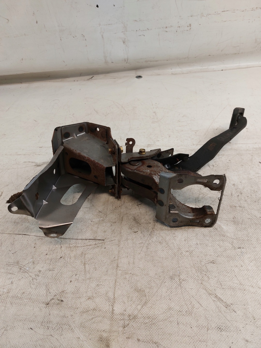PEDAL kočnice držač MAZDA 6 i 2.0D