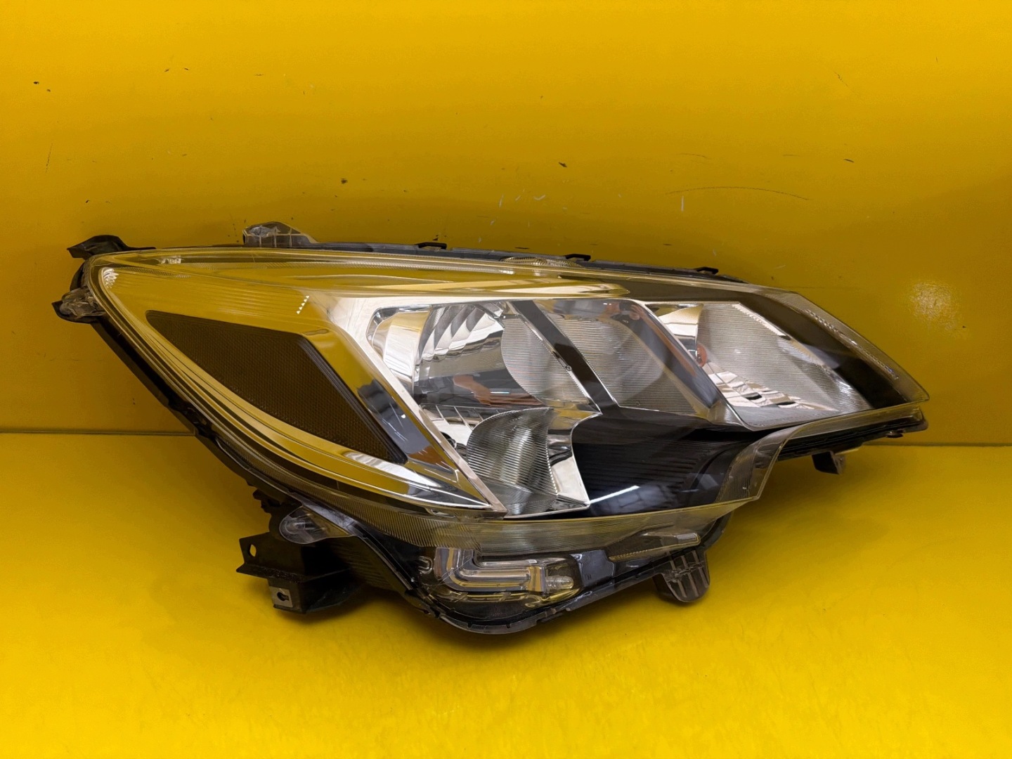 light right front Mitsubishi Space Star II Lift 2019