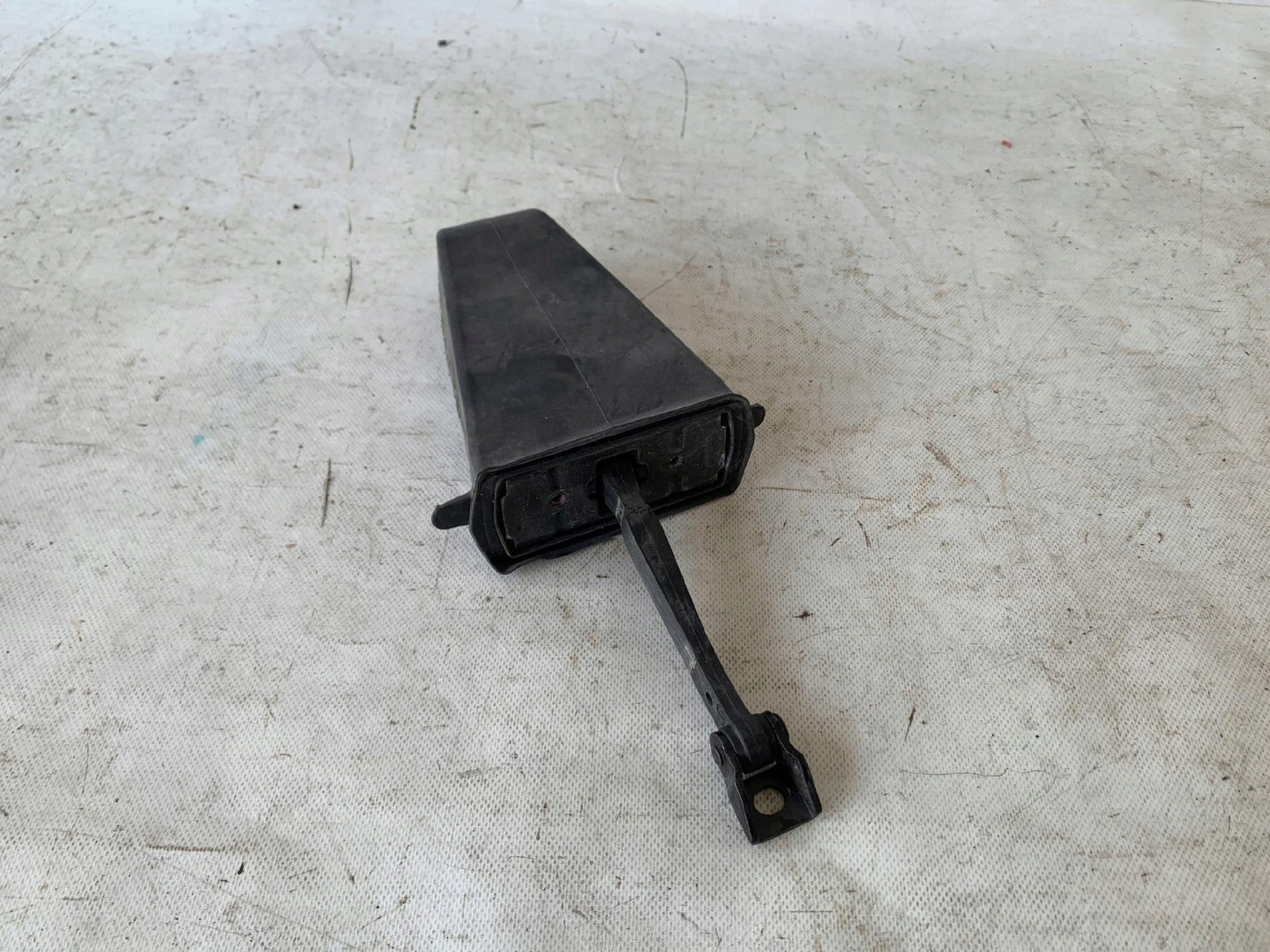 limiter door rear part BMW X6 E71 7180002