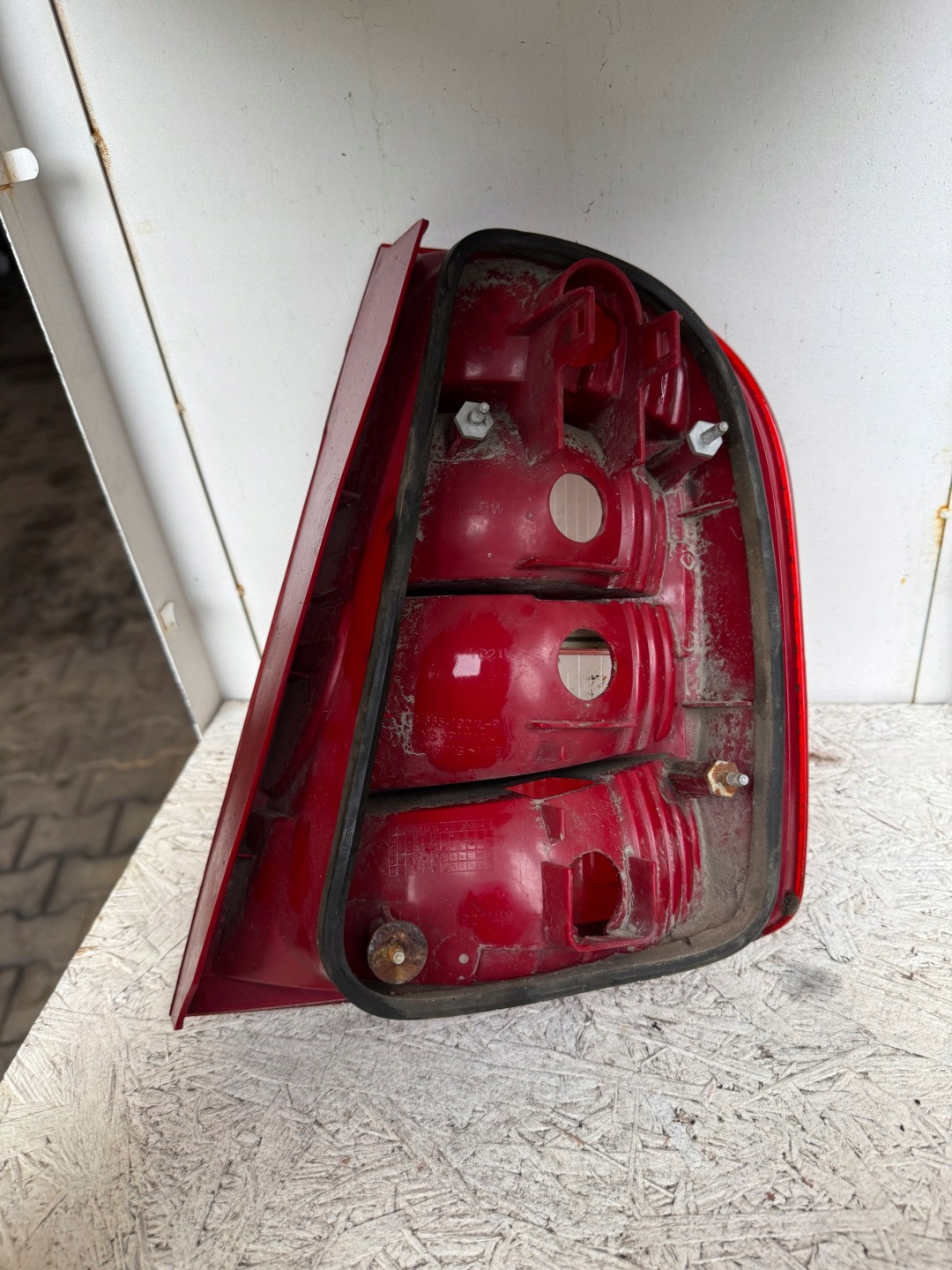 light rear part left SKODA FABIA and 1 HB 6Y6945095B