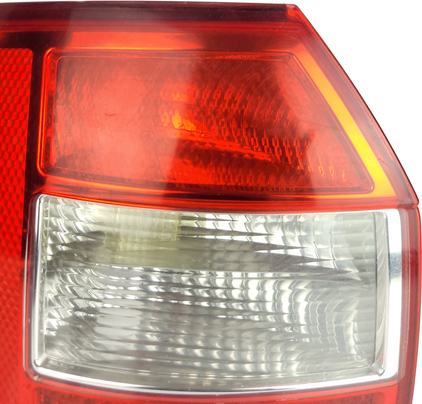 AUDI A4 B6 light rear rear part left KOMBI 8E9945095