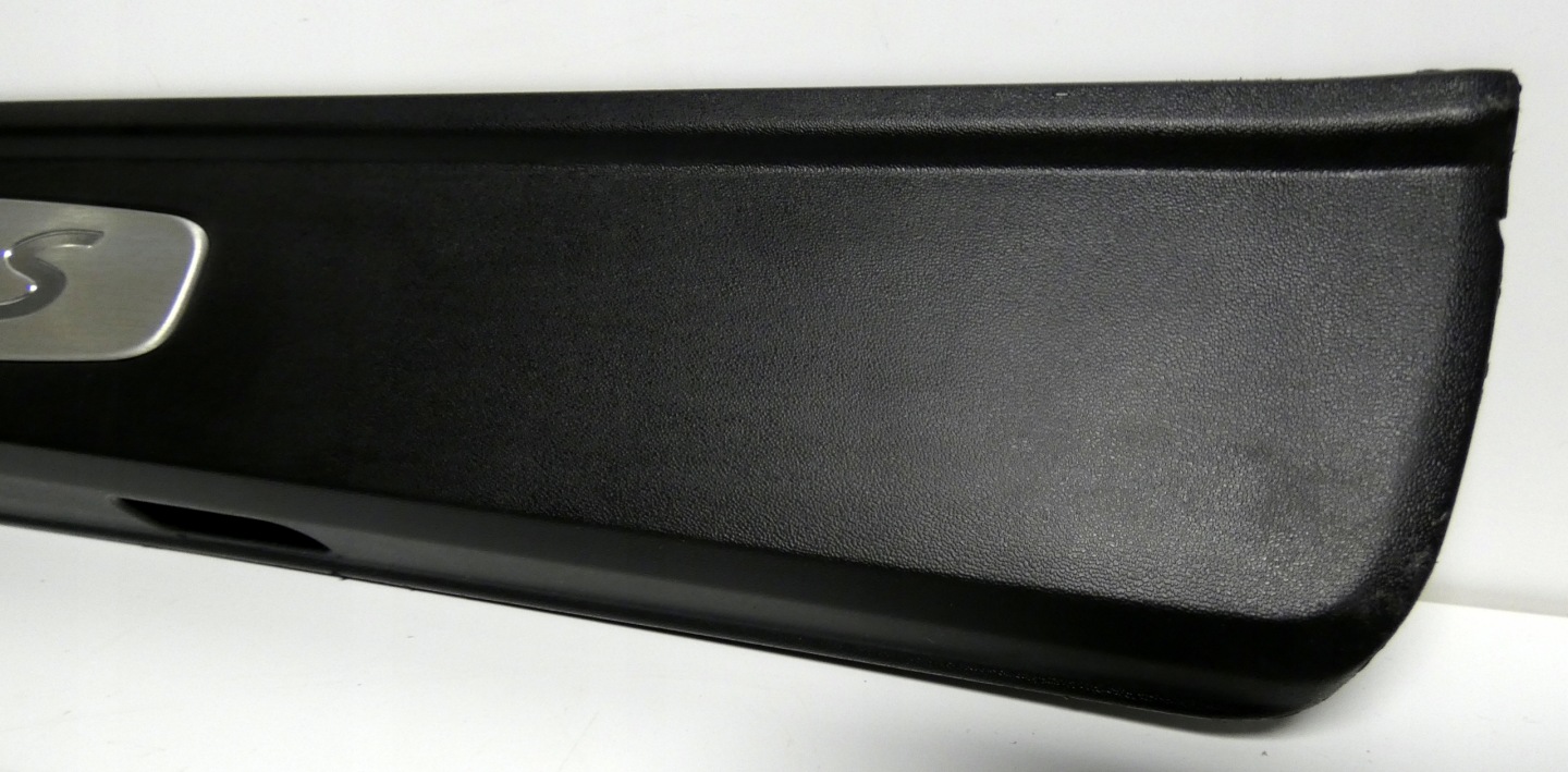 PORSCHE BOXSTER S 981 98150466702 moulding cap threshold left