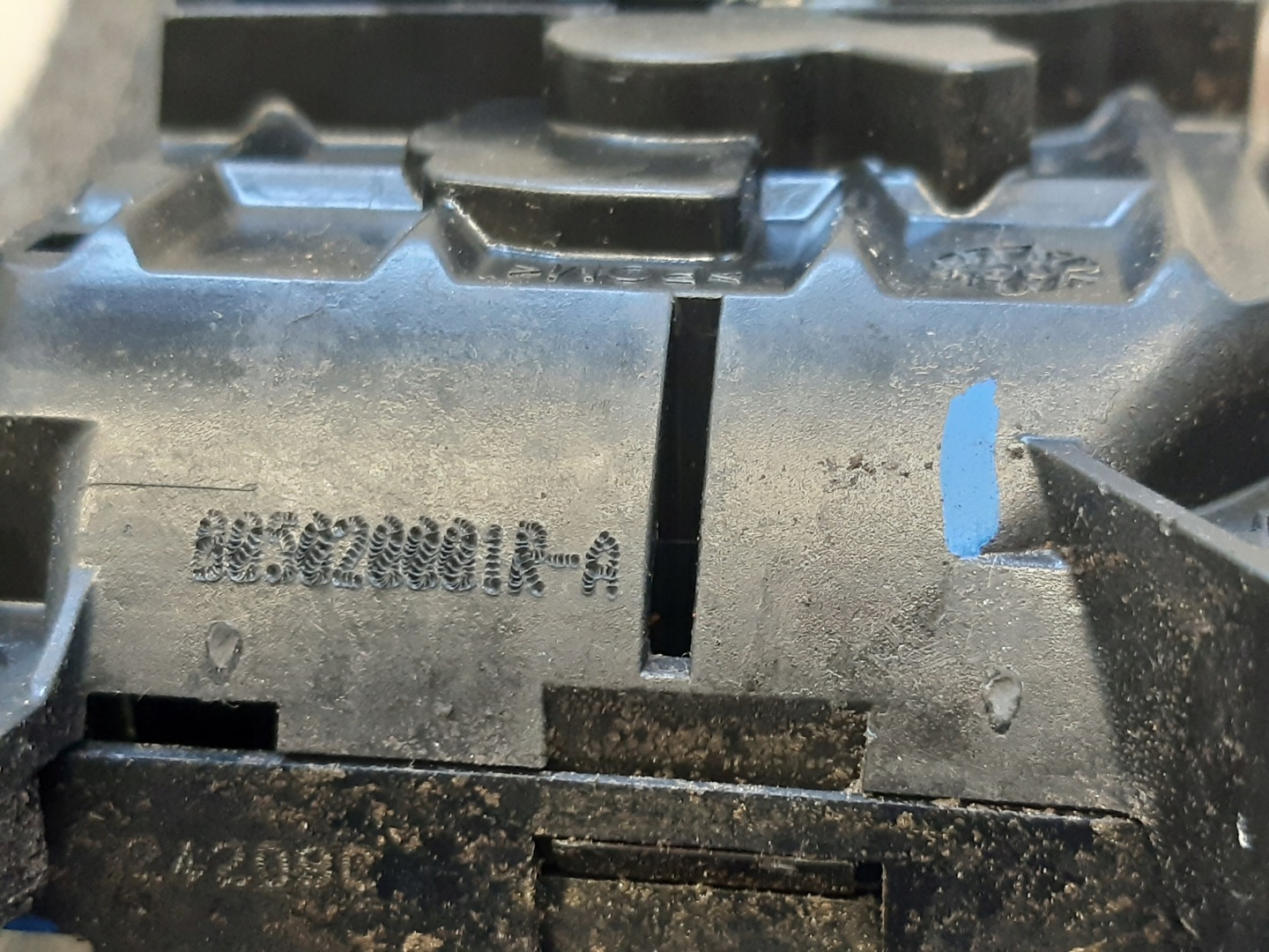 lock right front 805B20001R Renault Megane III