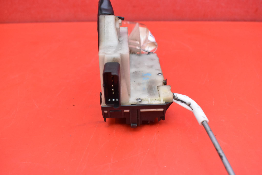 lock door left front front EU CITROEN C4 2 II 5D HB 10-17