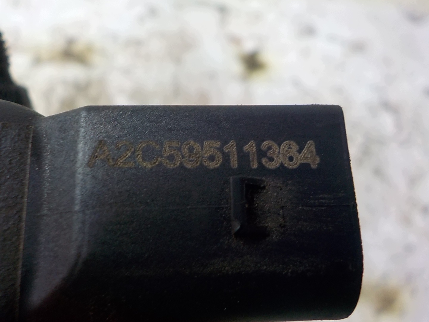 LAND ROVER DISCOVERY III injector A2C59511364 2,7 D CONTINENTAL