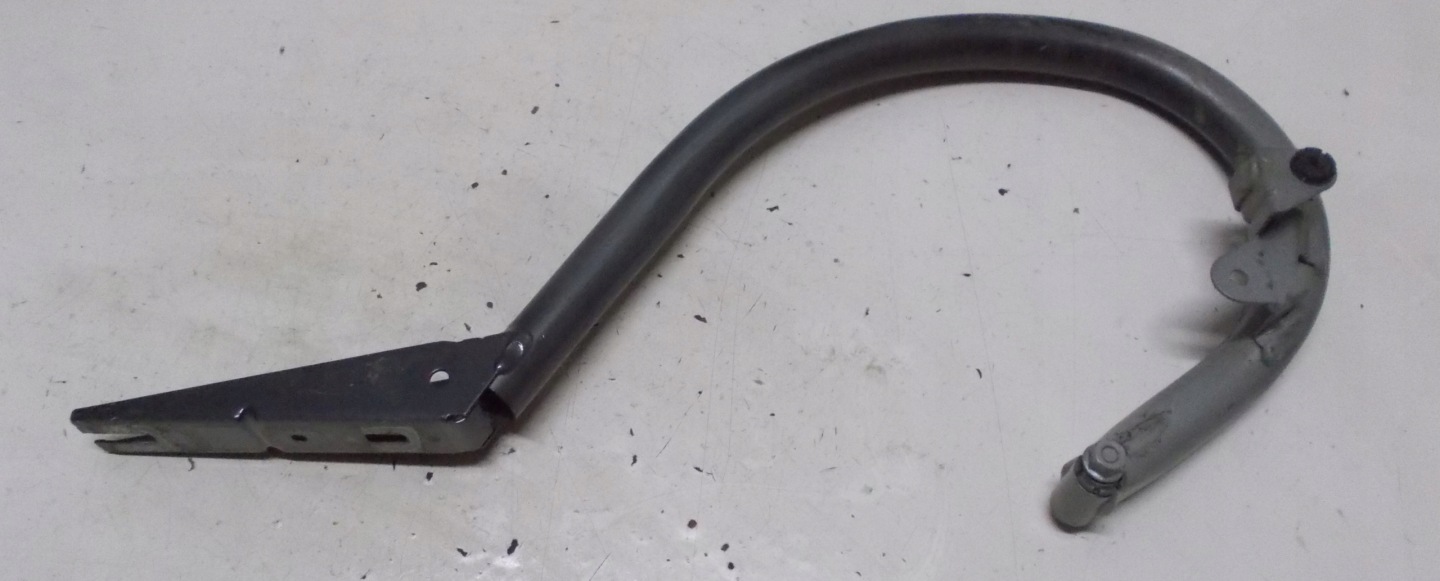 MERCEDES W204 2.2 CDI 11R hinges bonnet A2047500X28