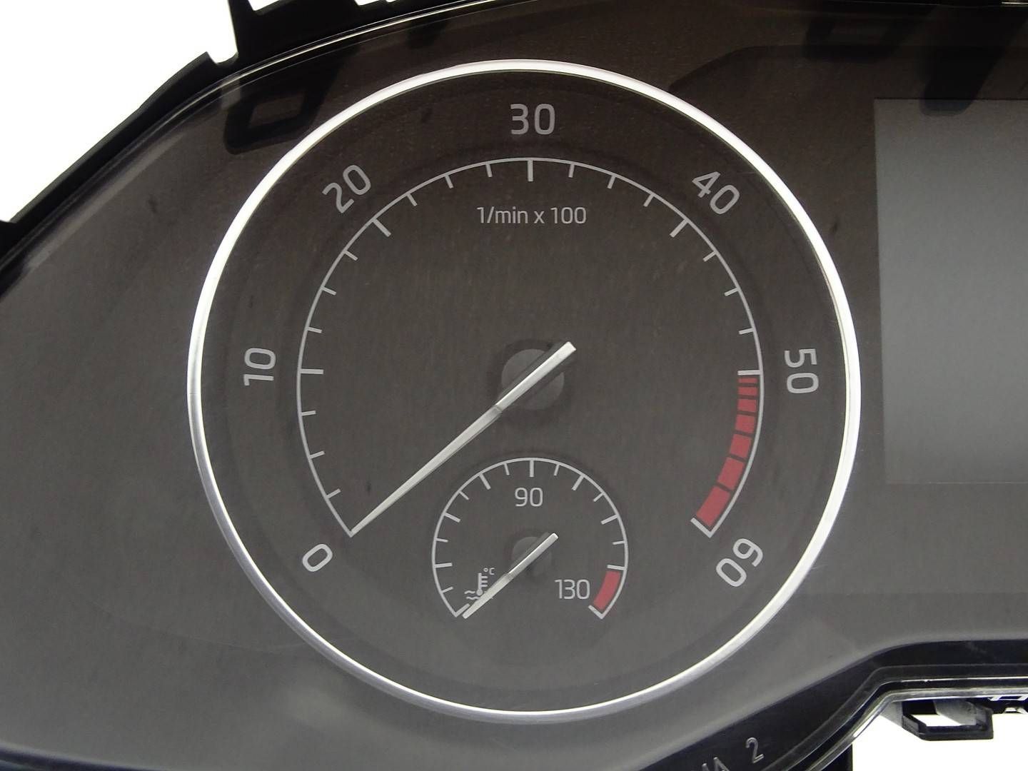 dials dials PREDKOSCIOMIERZ SKODA SUPERB III 2.0 TDI 3V0920941A