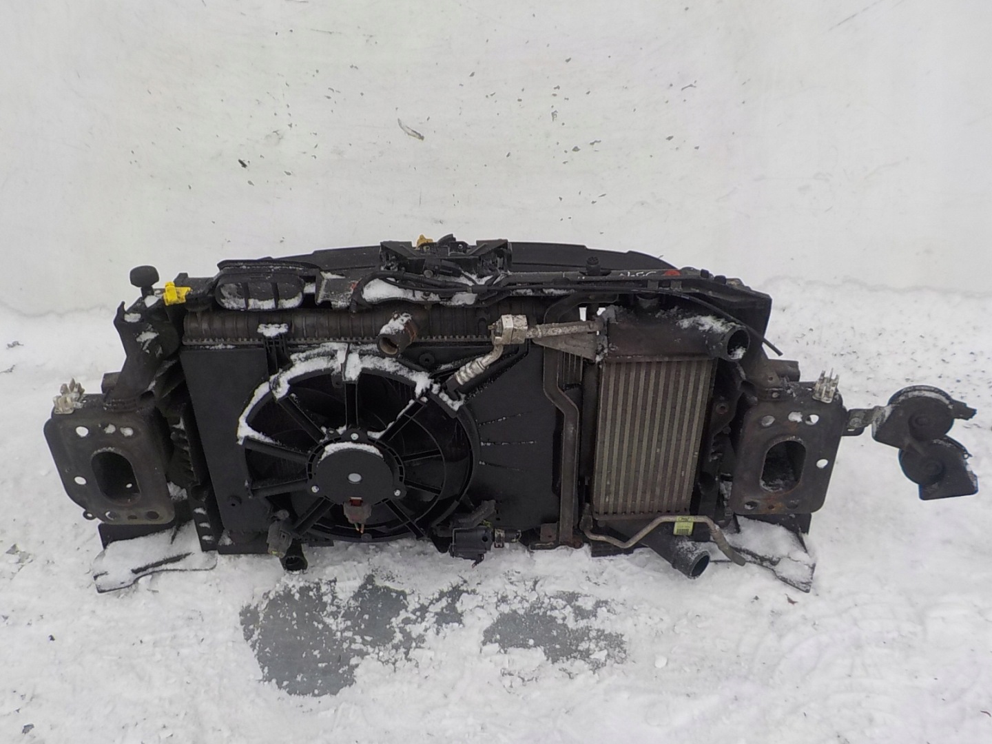 354 FORD FIESTA MK7 1.0 ECOBOOST support panel for radiators sider radiator