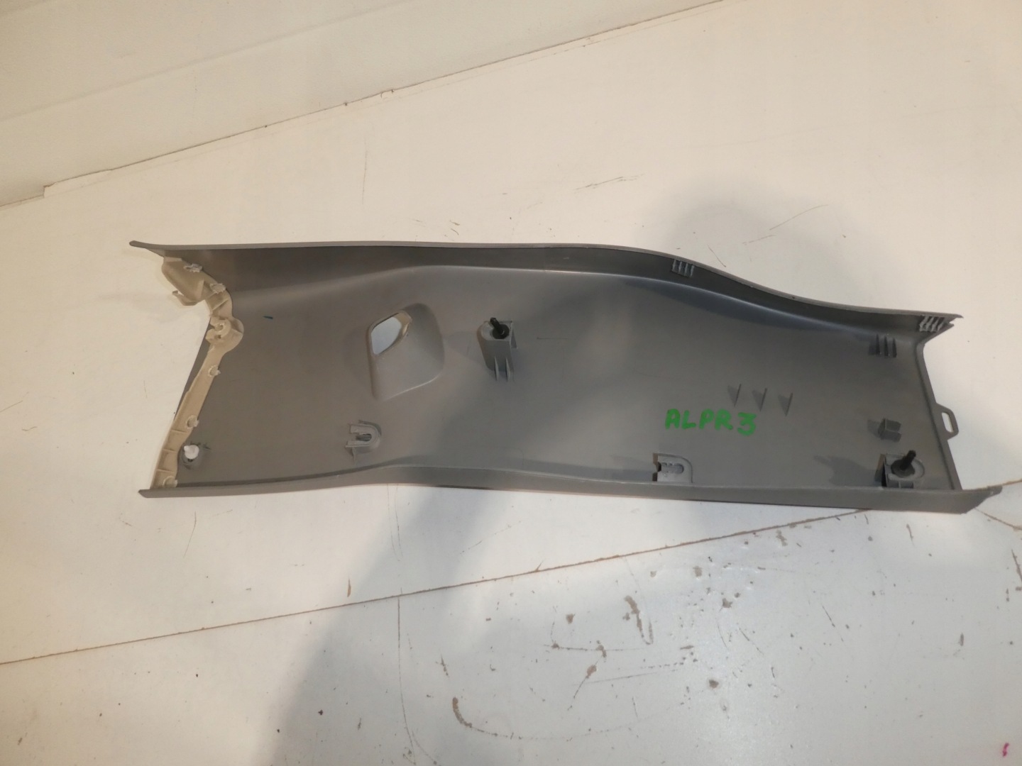 cover SLUPKA left VW TRANSPORTER T6 7E0867291