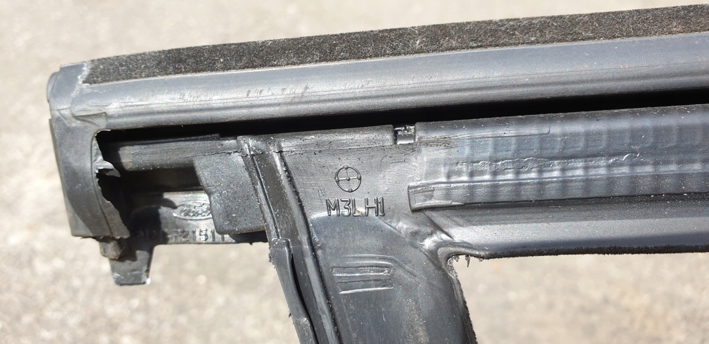 moulding gasket PROWADNICA windows door left front FORD S-MAX and OE