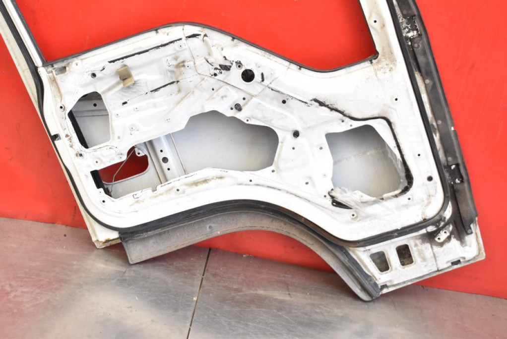 door left front front BIALE ISUZU NPR 06R