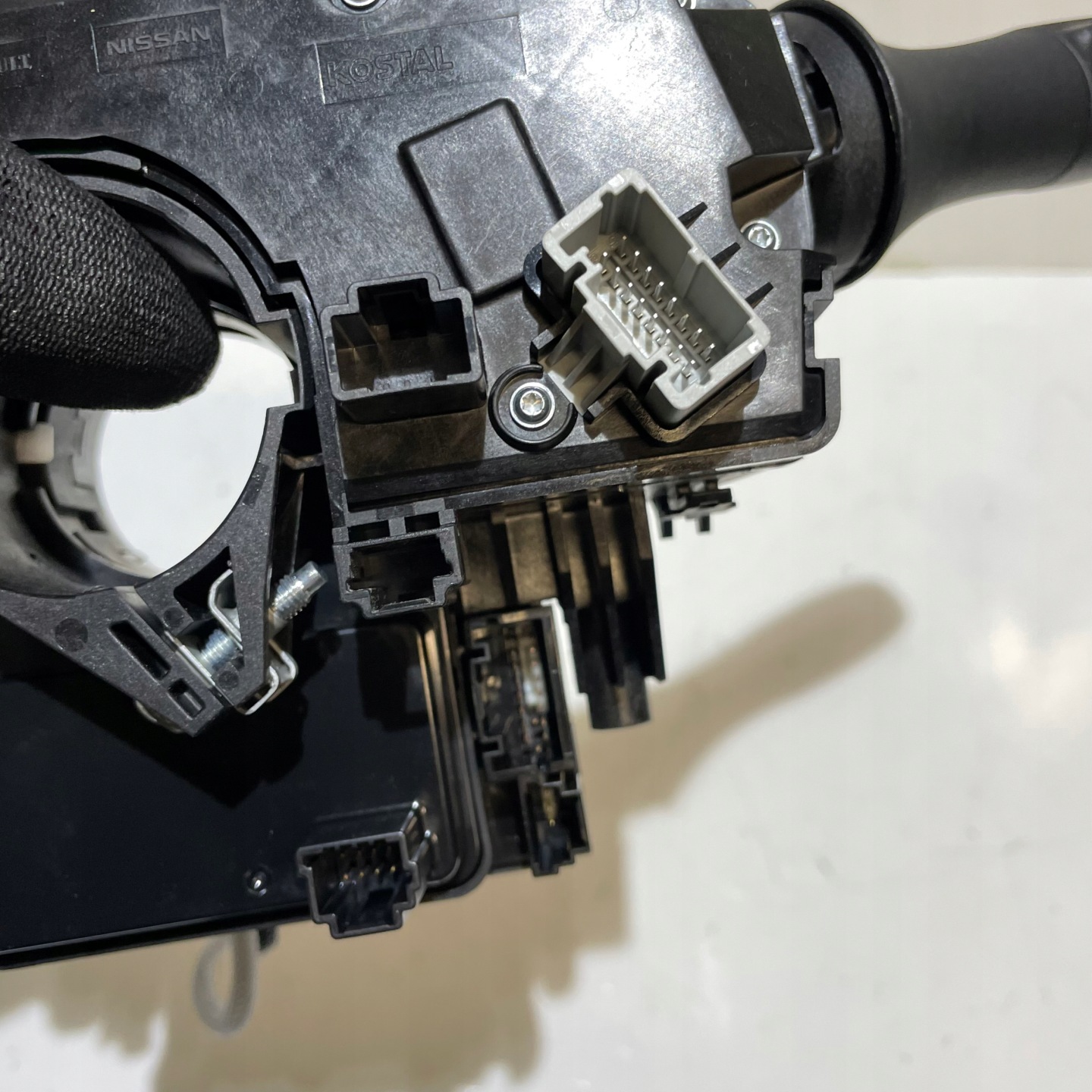 RENAULT CAPTUR II RING LEVERS 255545405R