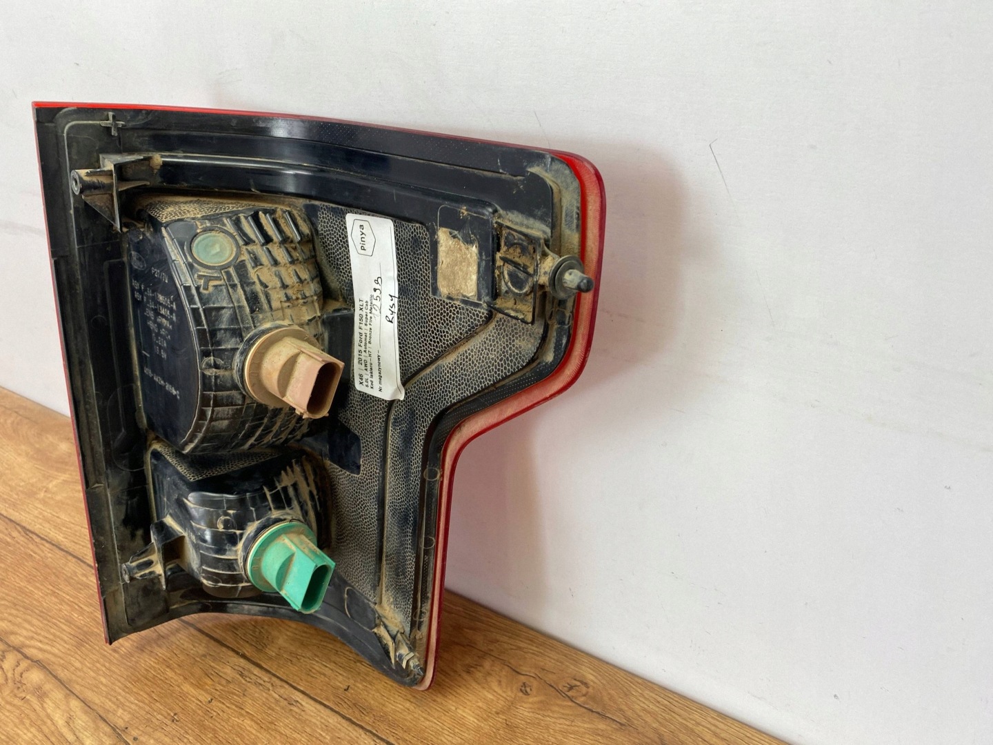 light rear left Ford F150 2015+
