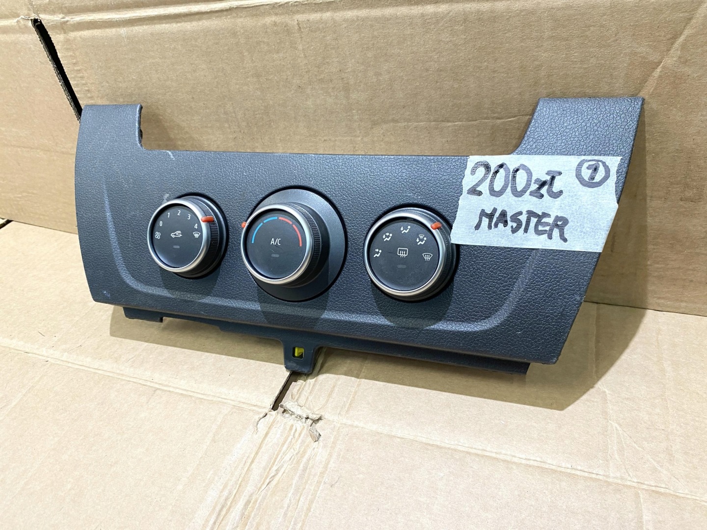 MASTER 3 MOVANO NV400 10- PANEL BOCCHETTE Controllo NAWIEWEM e KLIMATYZACJA