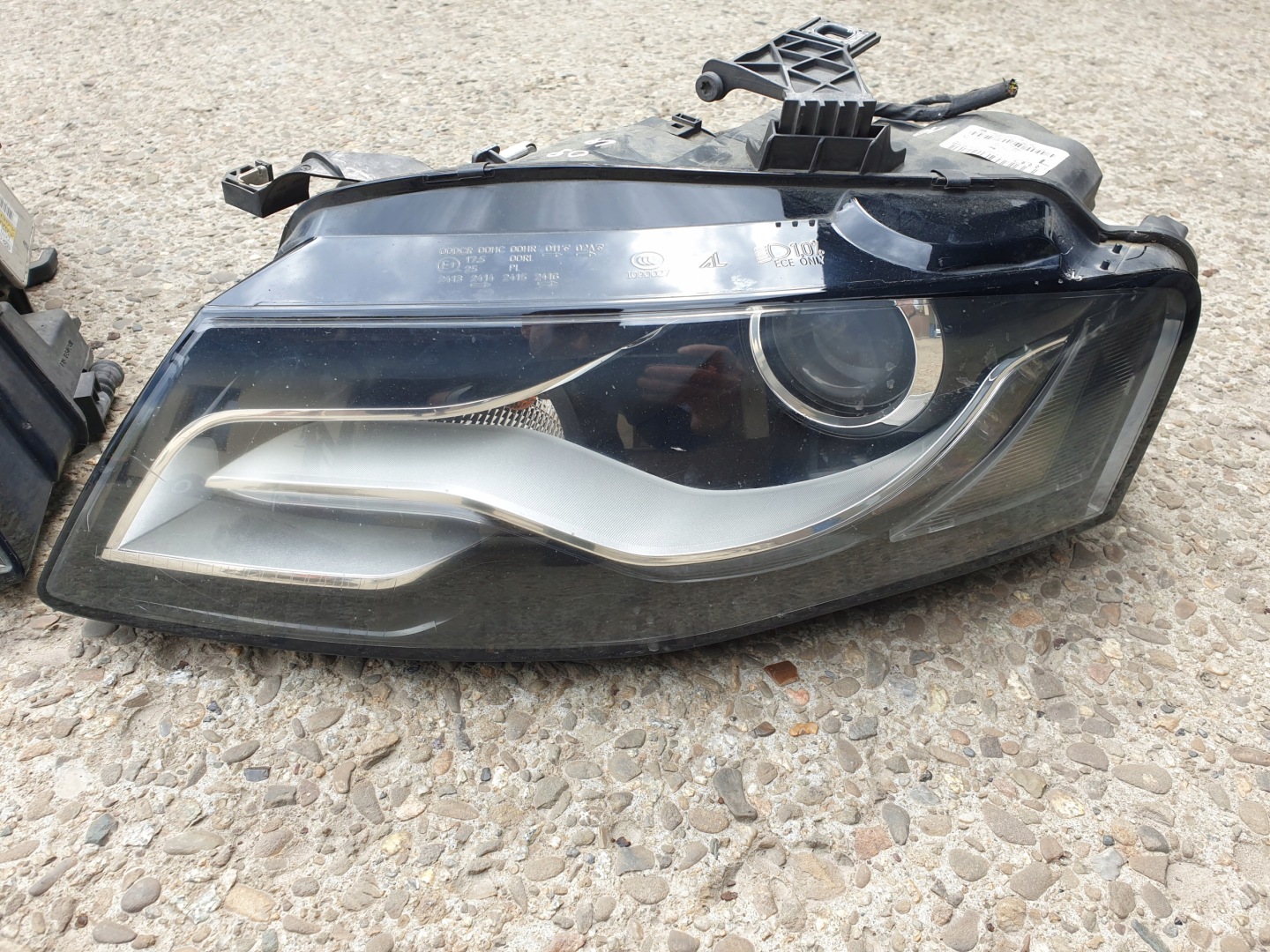 light front right BIXENON AUDI A4 b8 2008- EUROPA