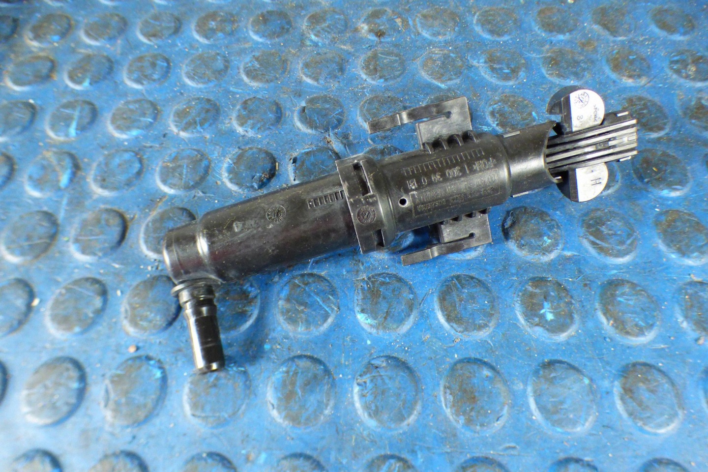 BMW 5 F10 washer reflektora 7377667 original st.BDB