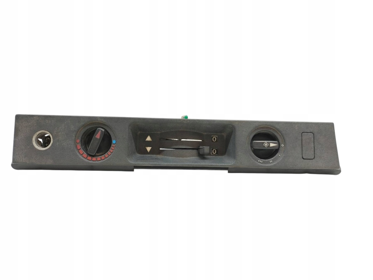 PANEL klími Mercedes-Benz MB 100 a (1981-1995)