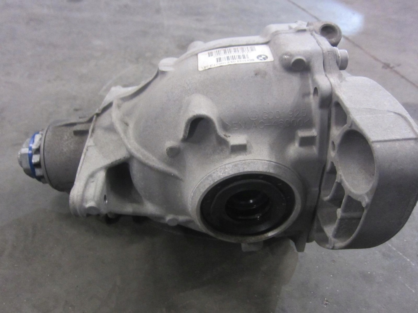 BMW X3 G01 B46 X4 G02 differenciál hátsó differenciál differenciál 3.38 8686219 33108643134